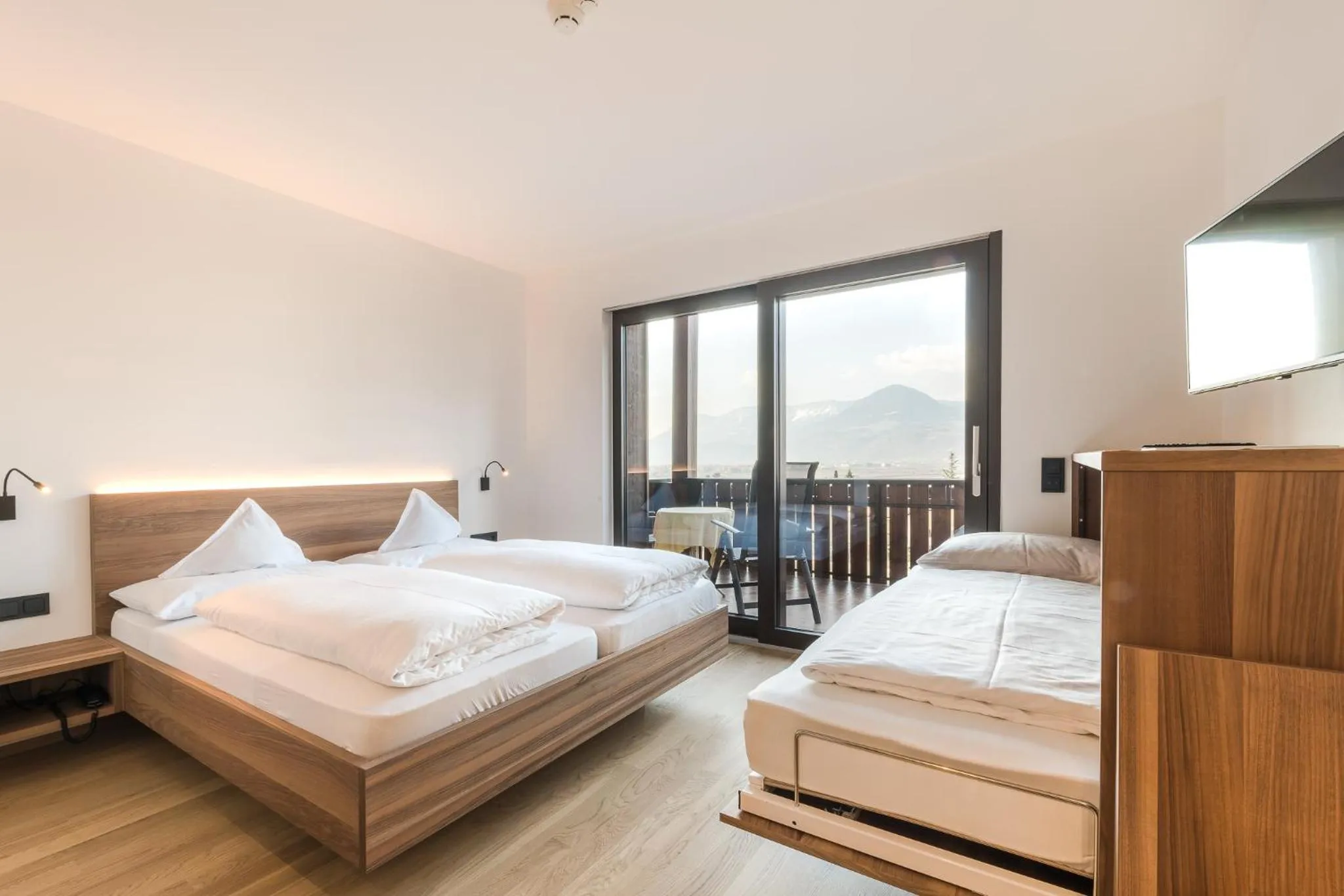 Bed in Hotel Salgart