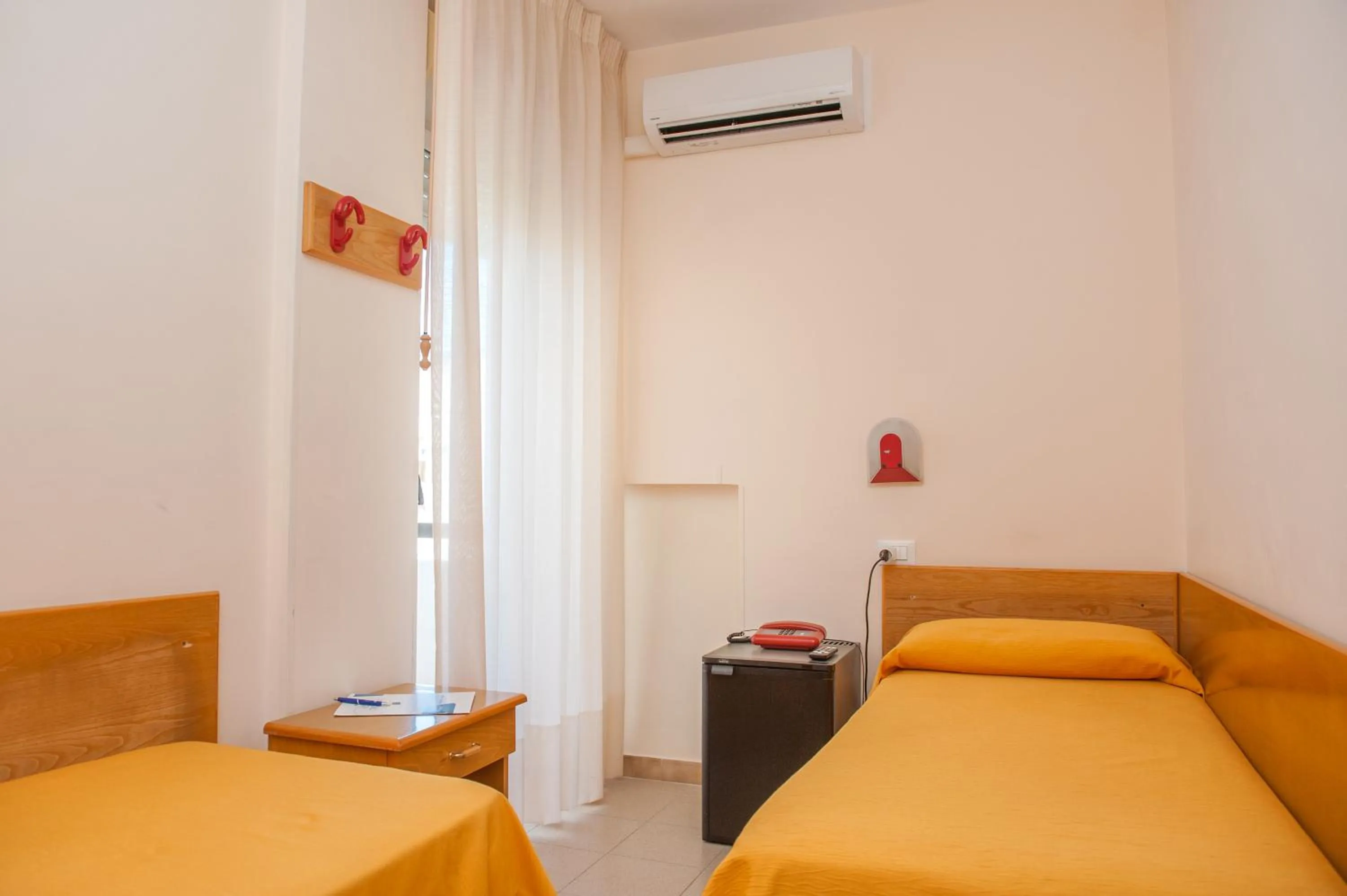 Photo of the whole room, Bed in Hotel Cristalda