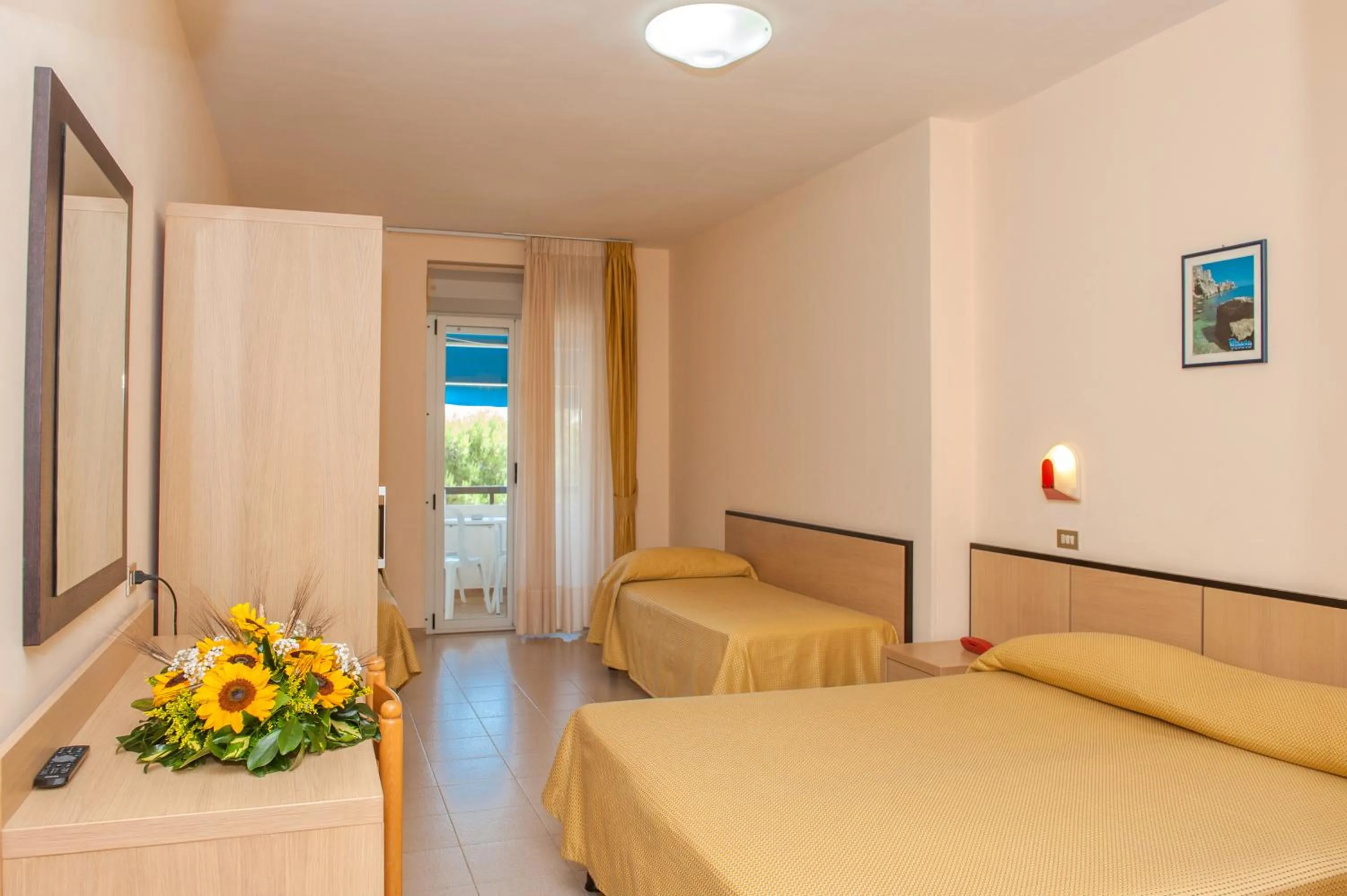 Photo of the whole room, Bed in Hotel Cristalda