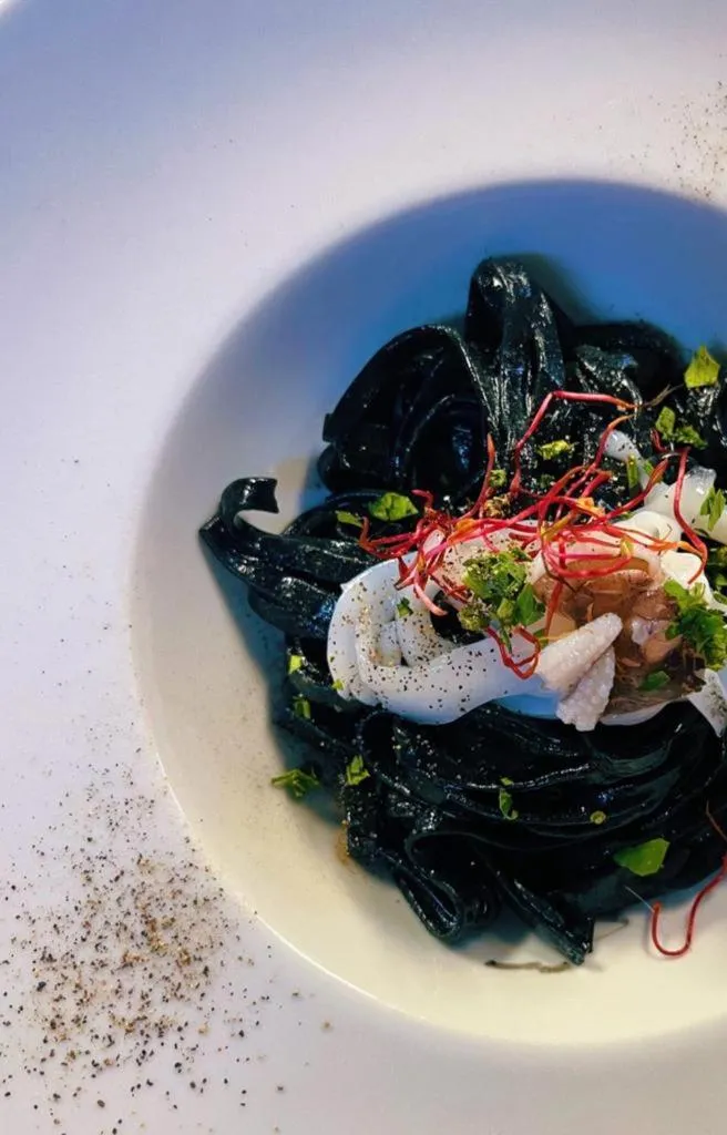 Restaurant/places to eat in Hotel Cristalda