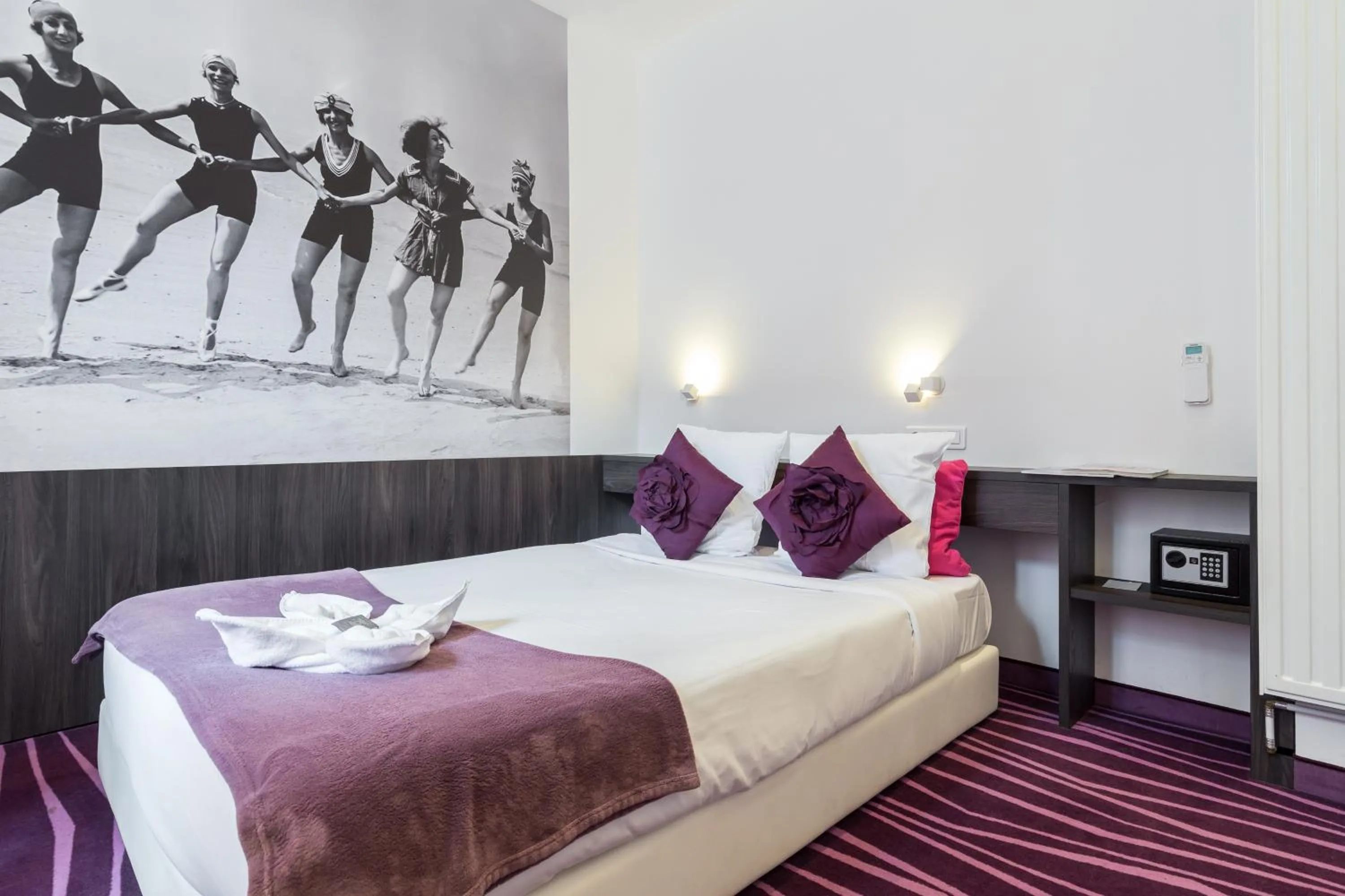 Bedroom, Bed in Nice Appart