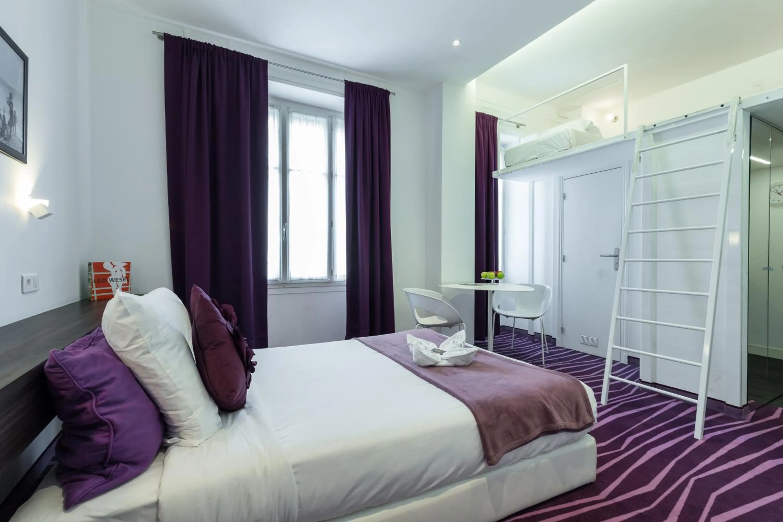 Bedroom, Bed in Nice Appart