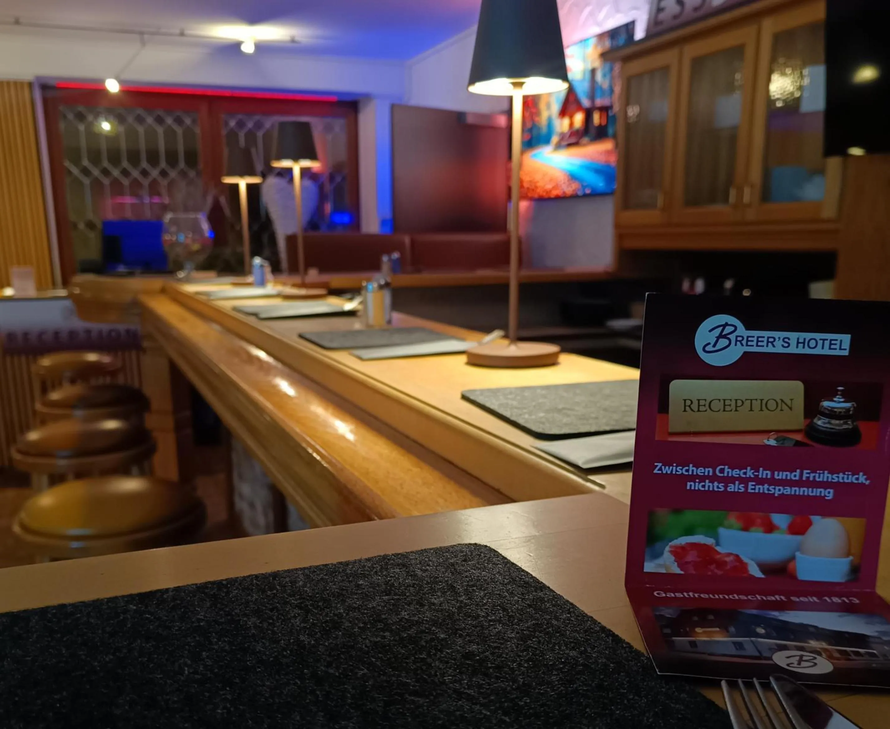 Restaurant/places to eat in Breer S Hotel