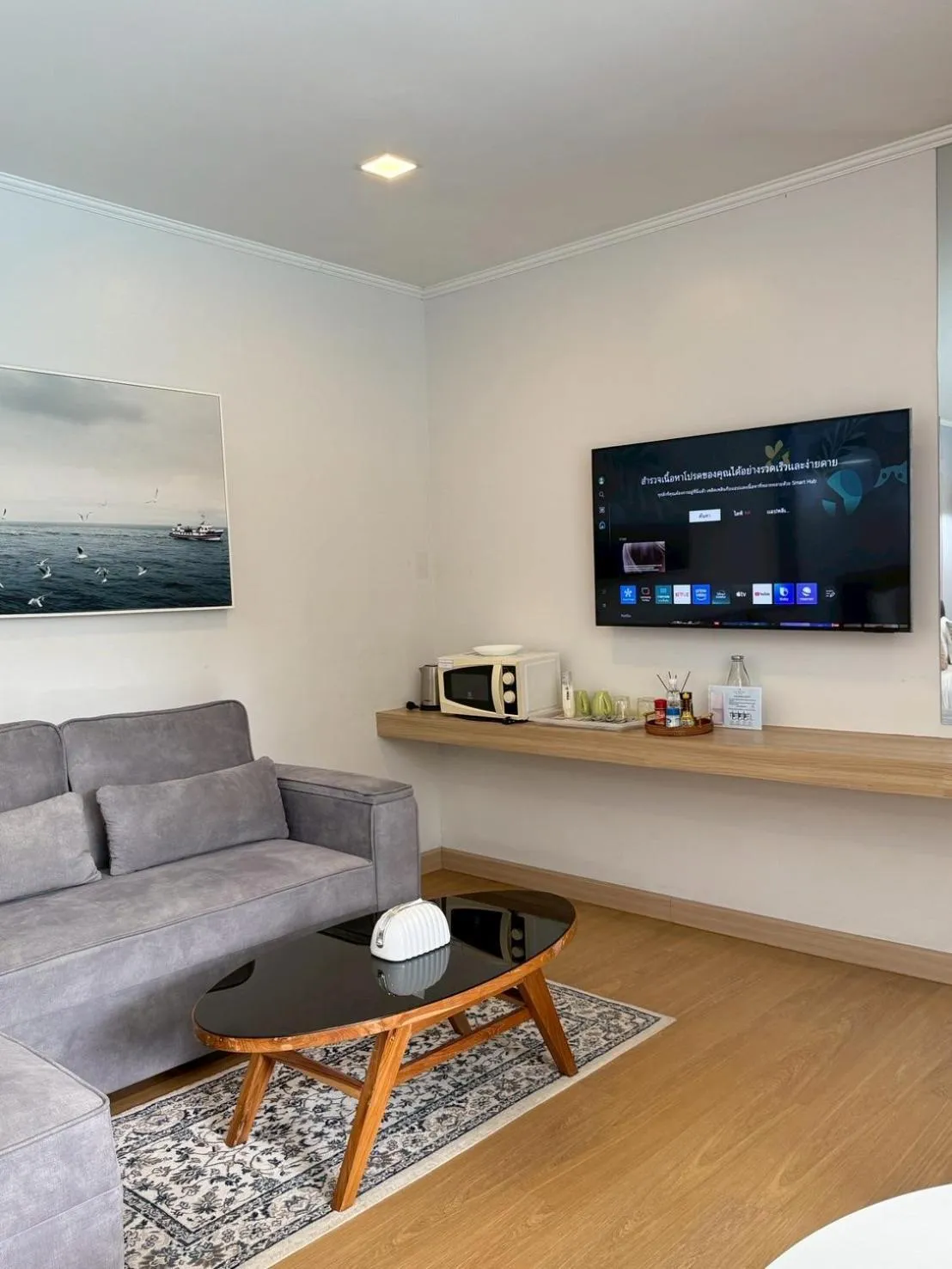 TV and multimedia in La Riva Boutique Hotel