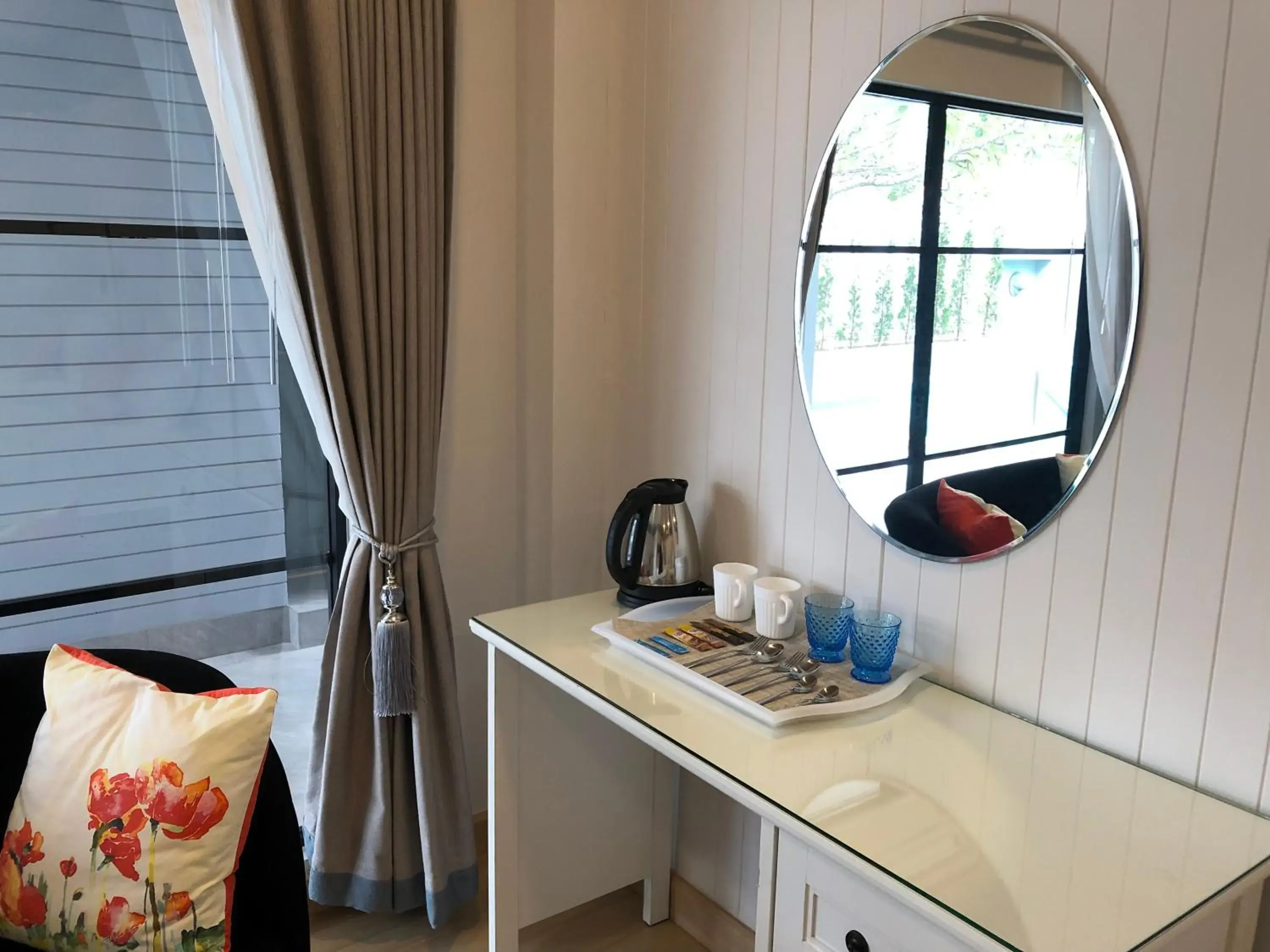 Superior Twin Room in La Riva Boutique Hotel Superior Twin Room in La Riva Boutique Hotel