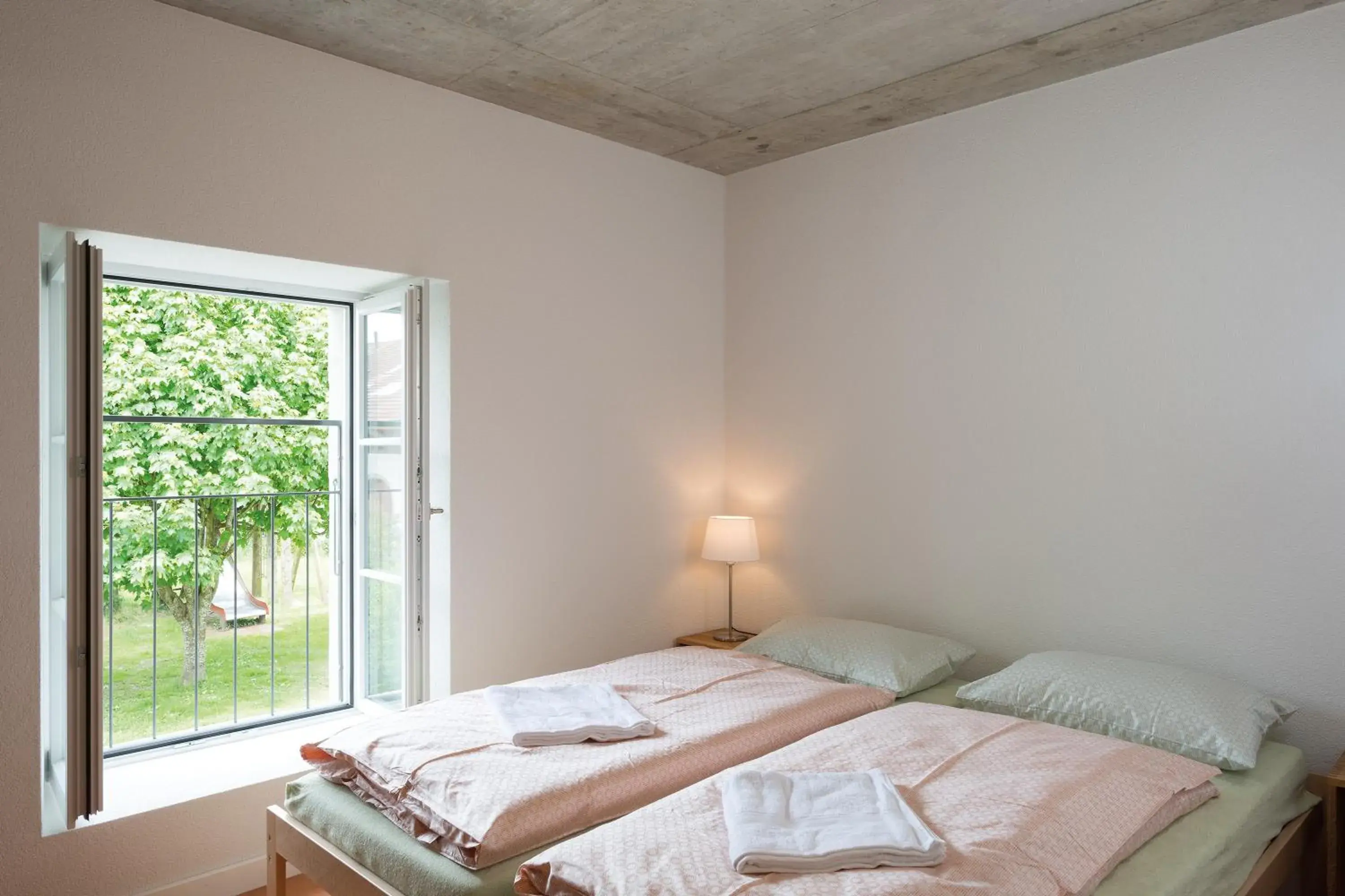 Standard Single Room with Shared Bathroom in Avenches Youth Hostel Standard Single Room with Shared Bathroom in Avenches Youth Hostel