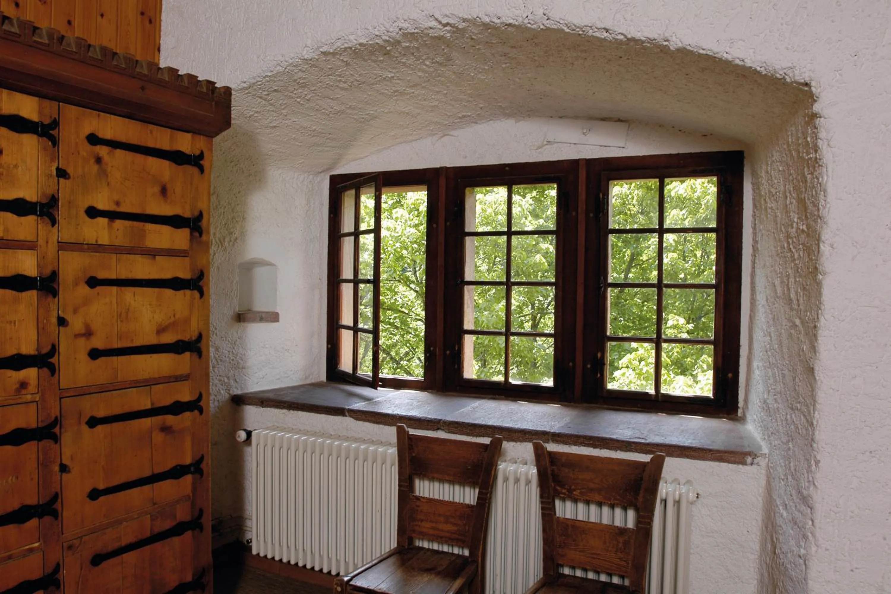 Seating area in Mariastein-Rotberg Youth Hostel