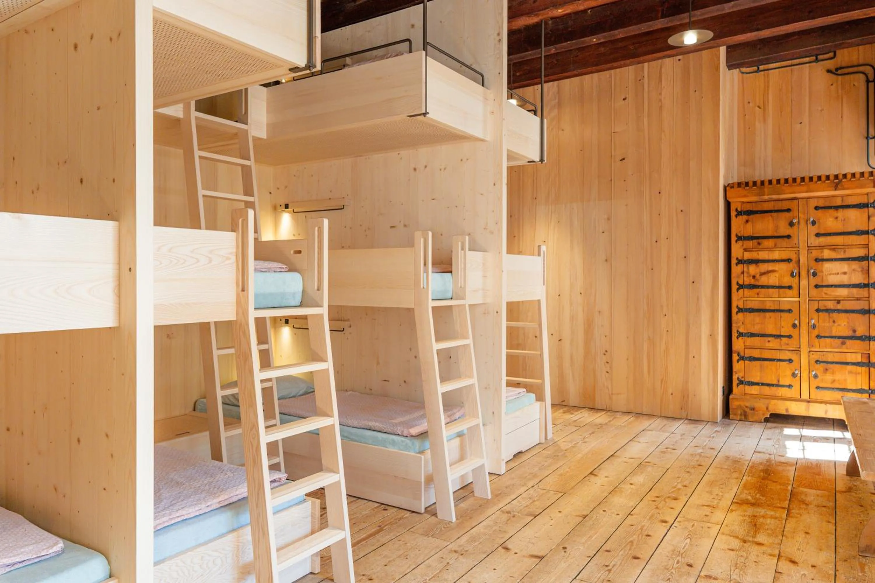 Photo of the whole room in Mariastein-Rotberg Youth Hostel