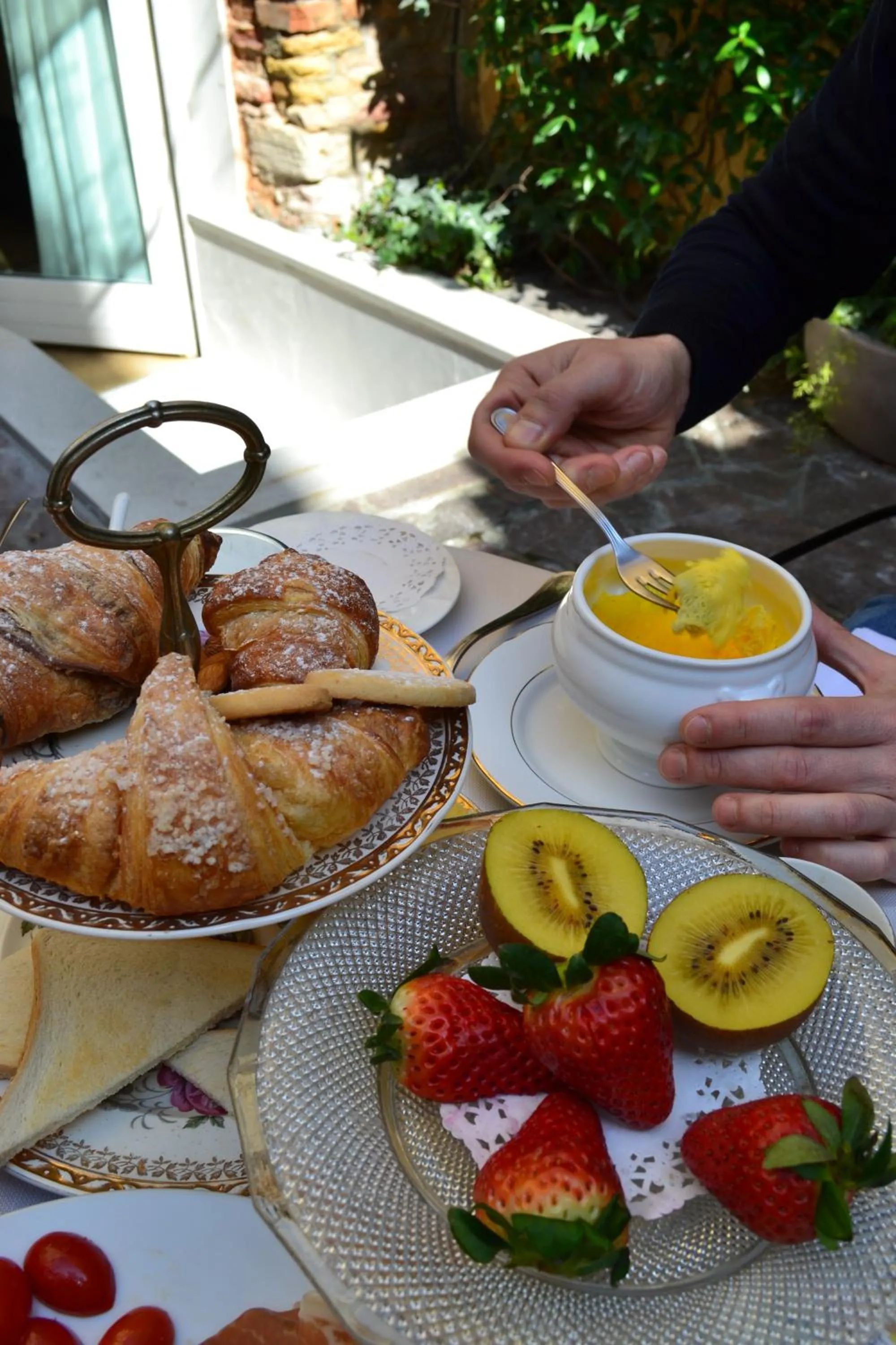 Food in Avogaria 5 Rooms