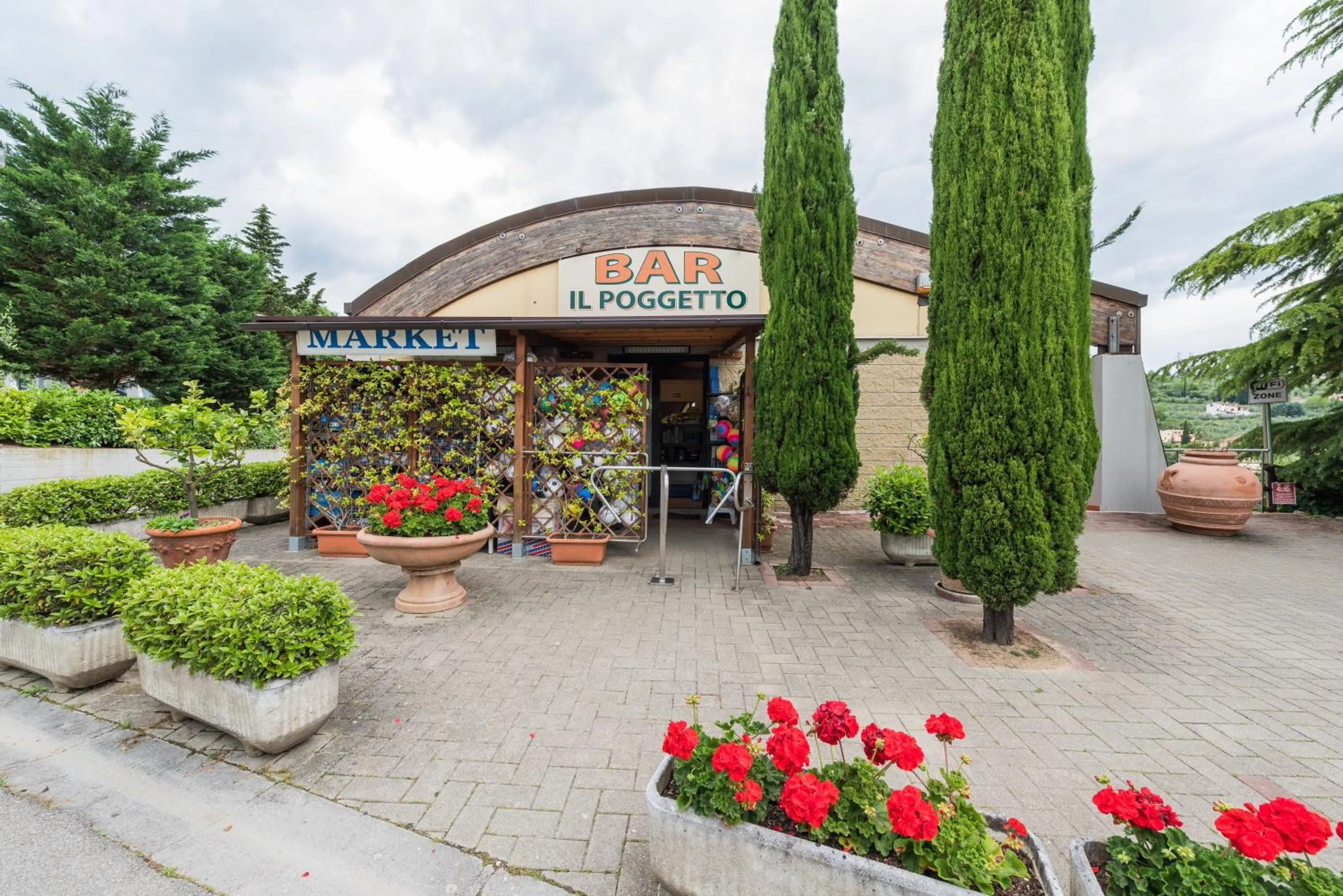 On-site shops in Camping Village Il Poggetto