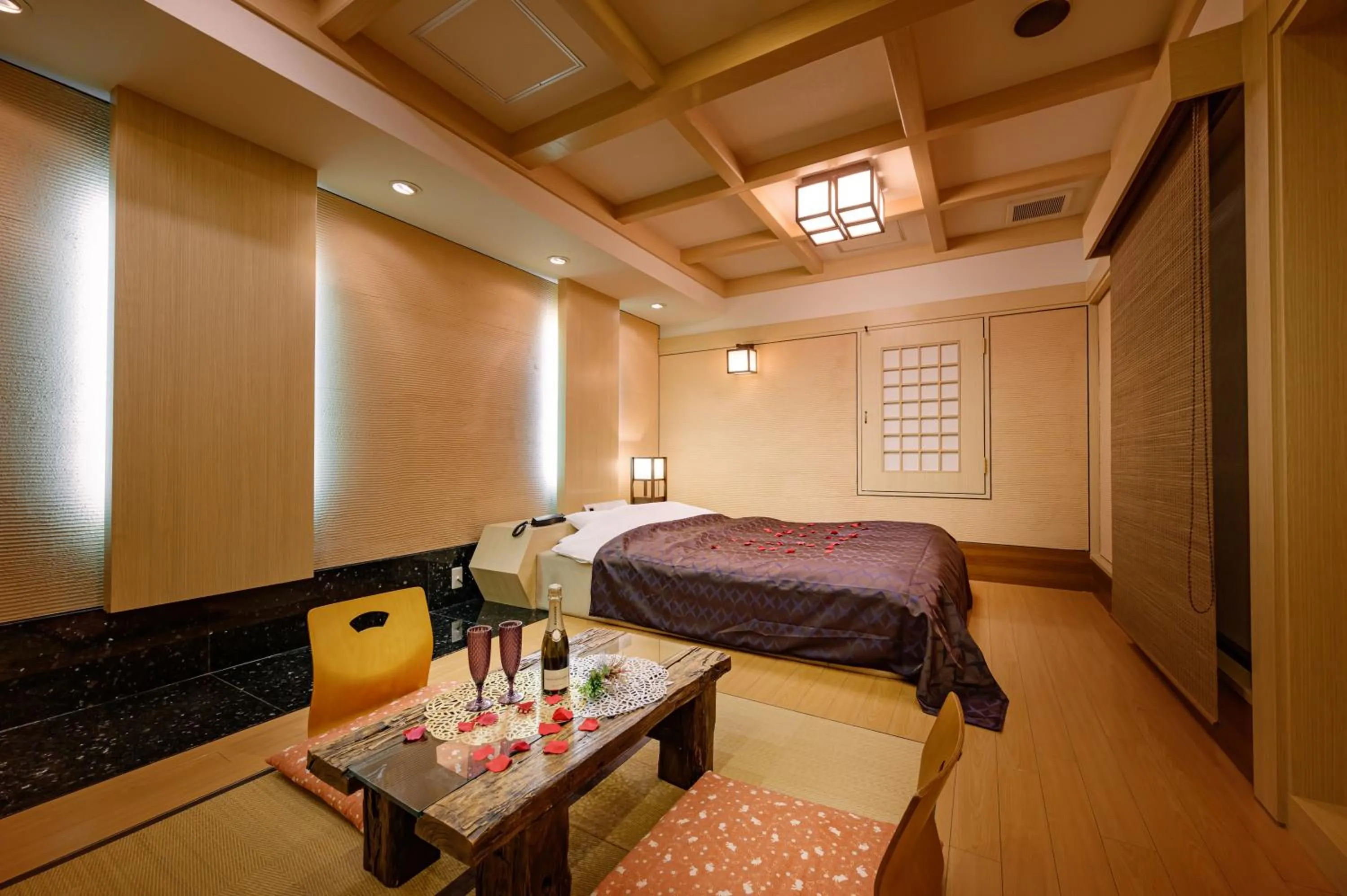 Bed in Hotel Metro (Adult Only)