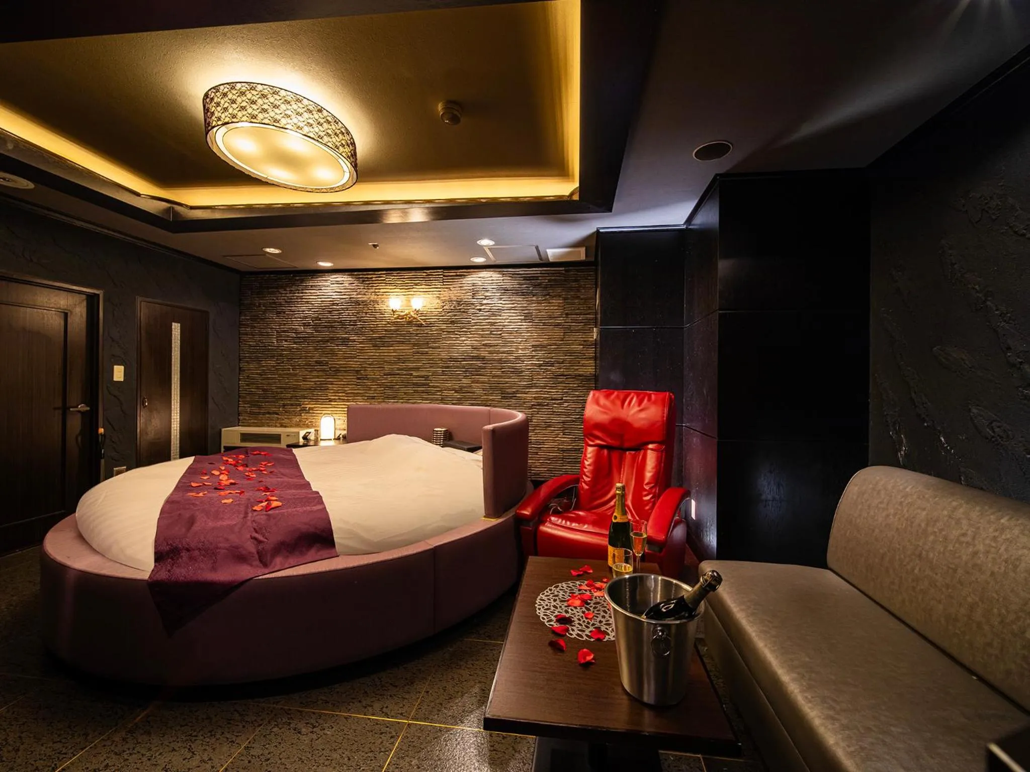 Photo of the whole room, Bed in Hotel Metro (Adult Only)