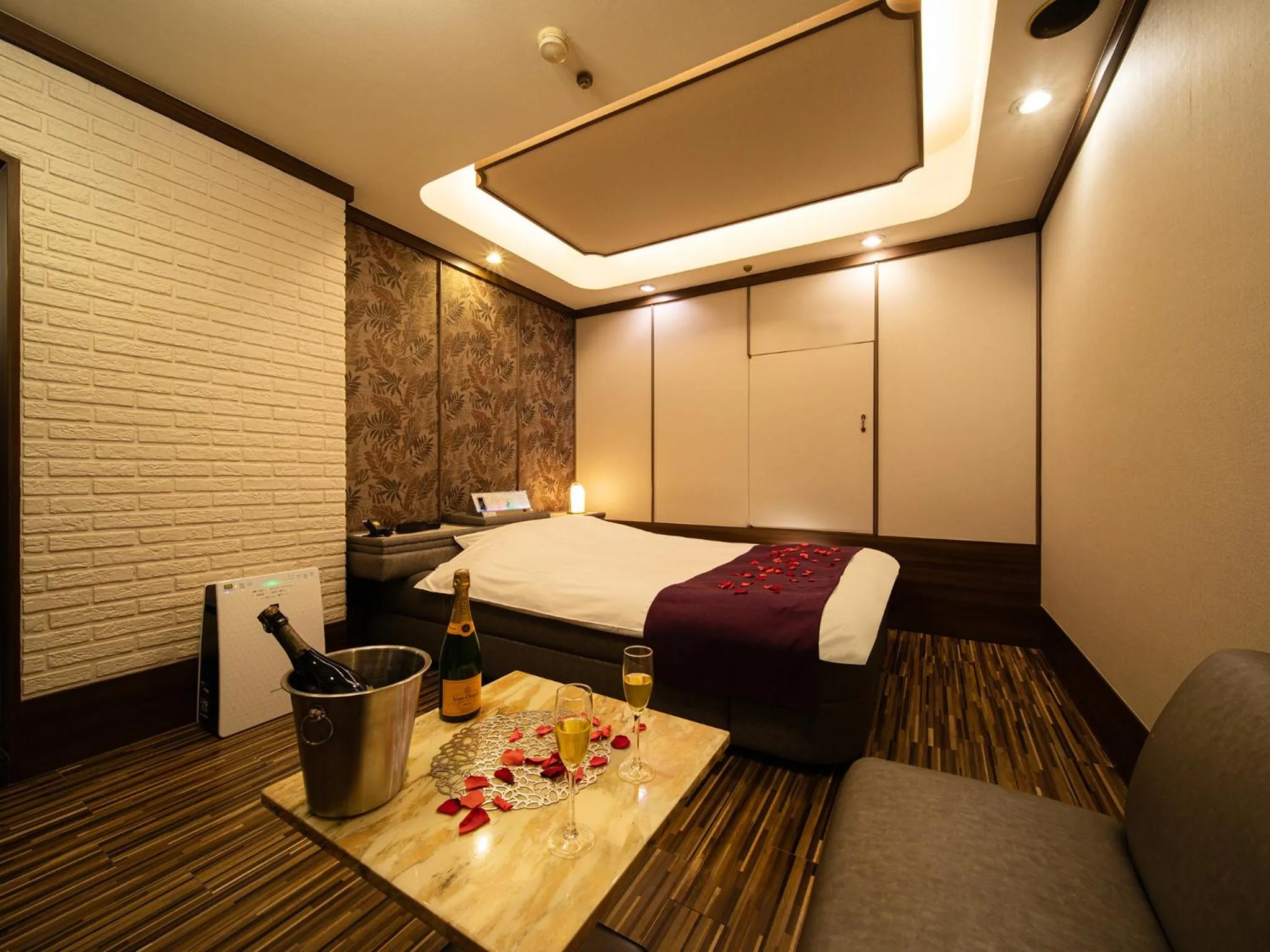 Photo of the whole room, Bed in Hotel Metro (Adult Only)