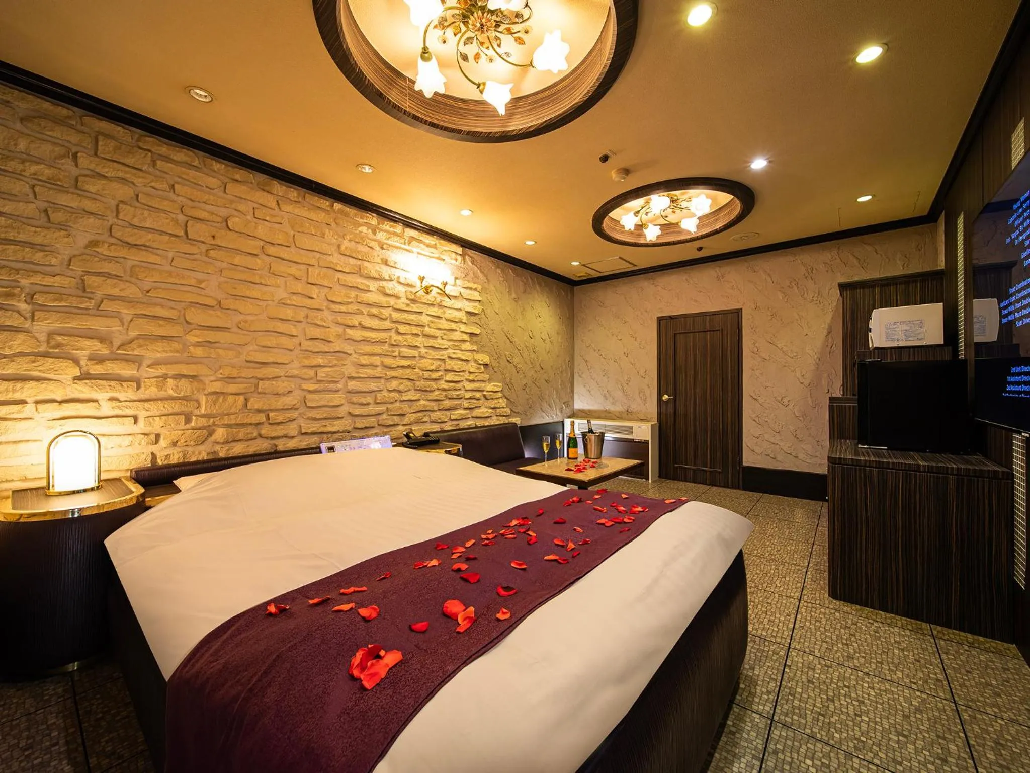 Photo of the whole room, Bed in Hotel Metro (Adult Only)