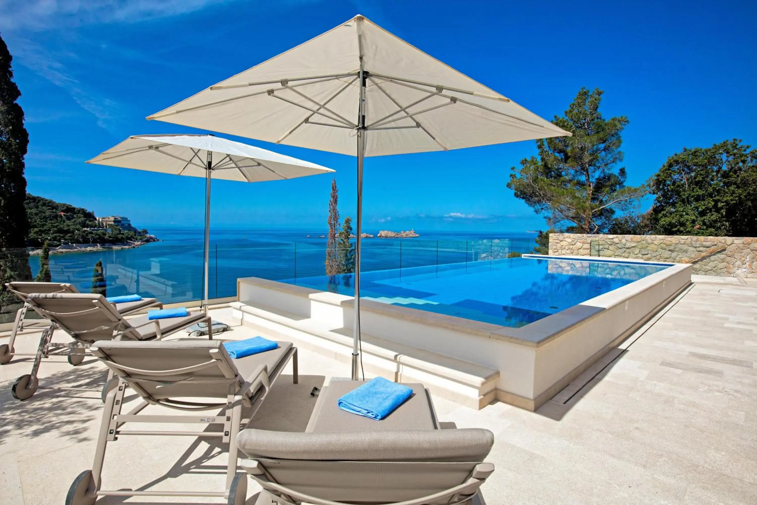 Swimming pool in Villa Malo More Swimming pool in Villa Malo More