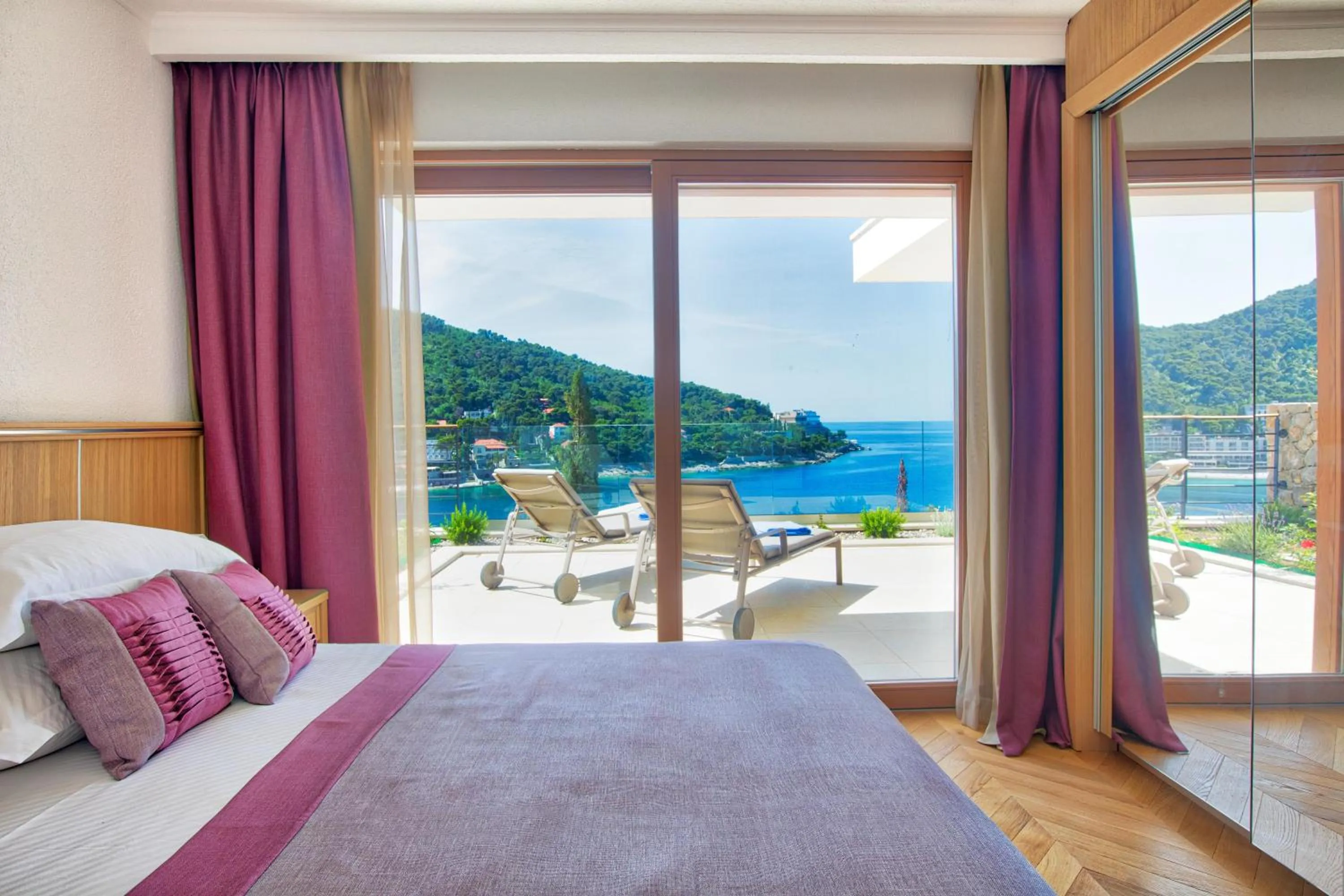 View (from property/room), Bed in Villa Malo More