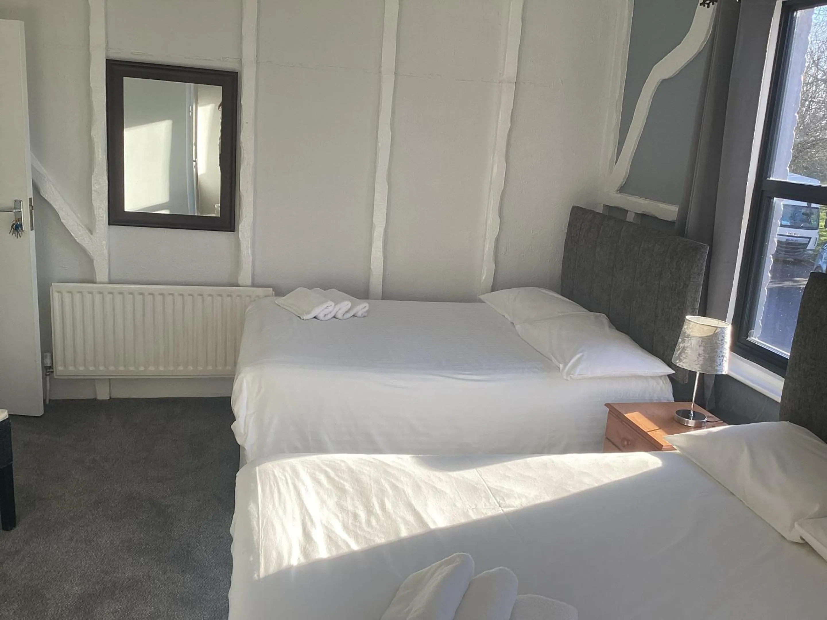 Bedroom, Bed in The Riverside