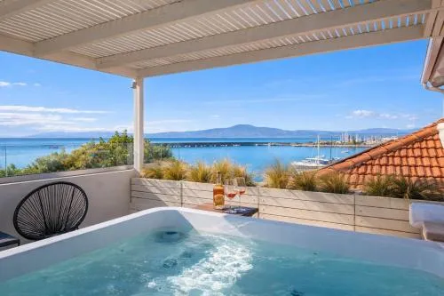 Panellinion Luxury Rooms