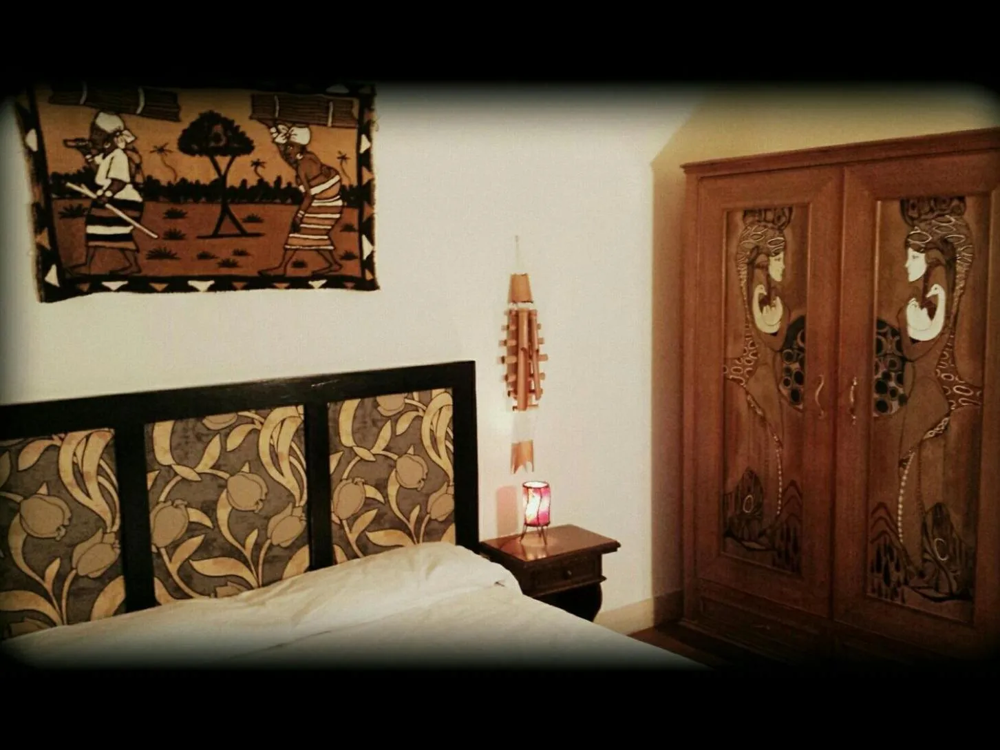 Photo of the whole room in La Casa degli Artisti