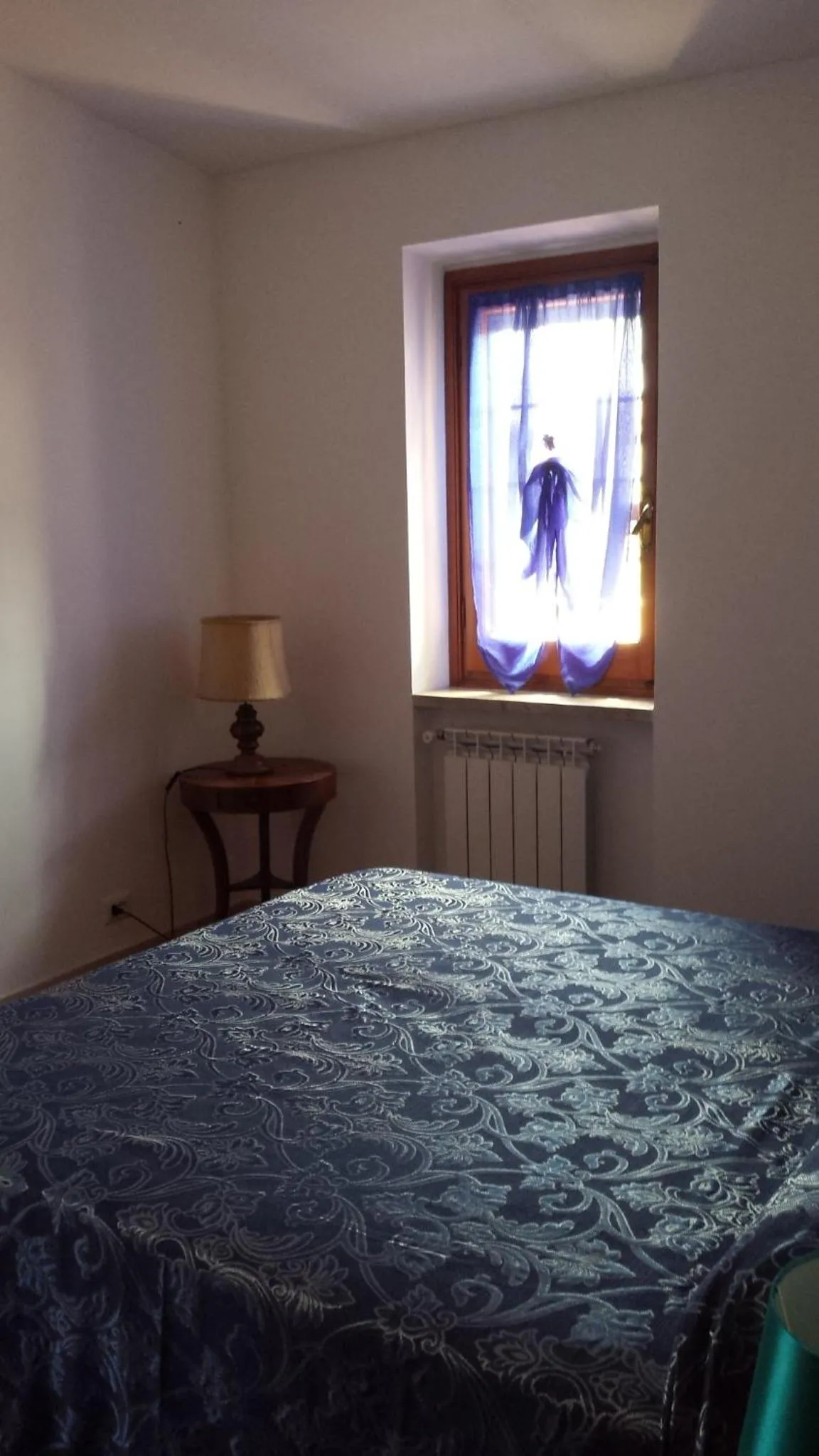 Photo of the whole room in La Casa degli Artisti