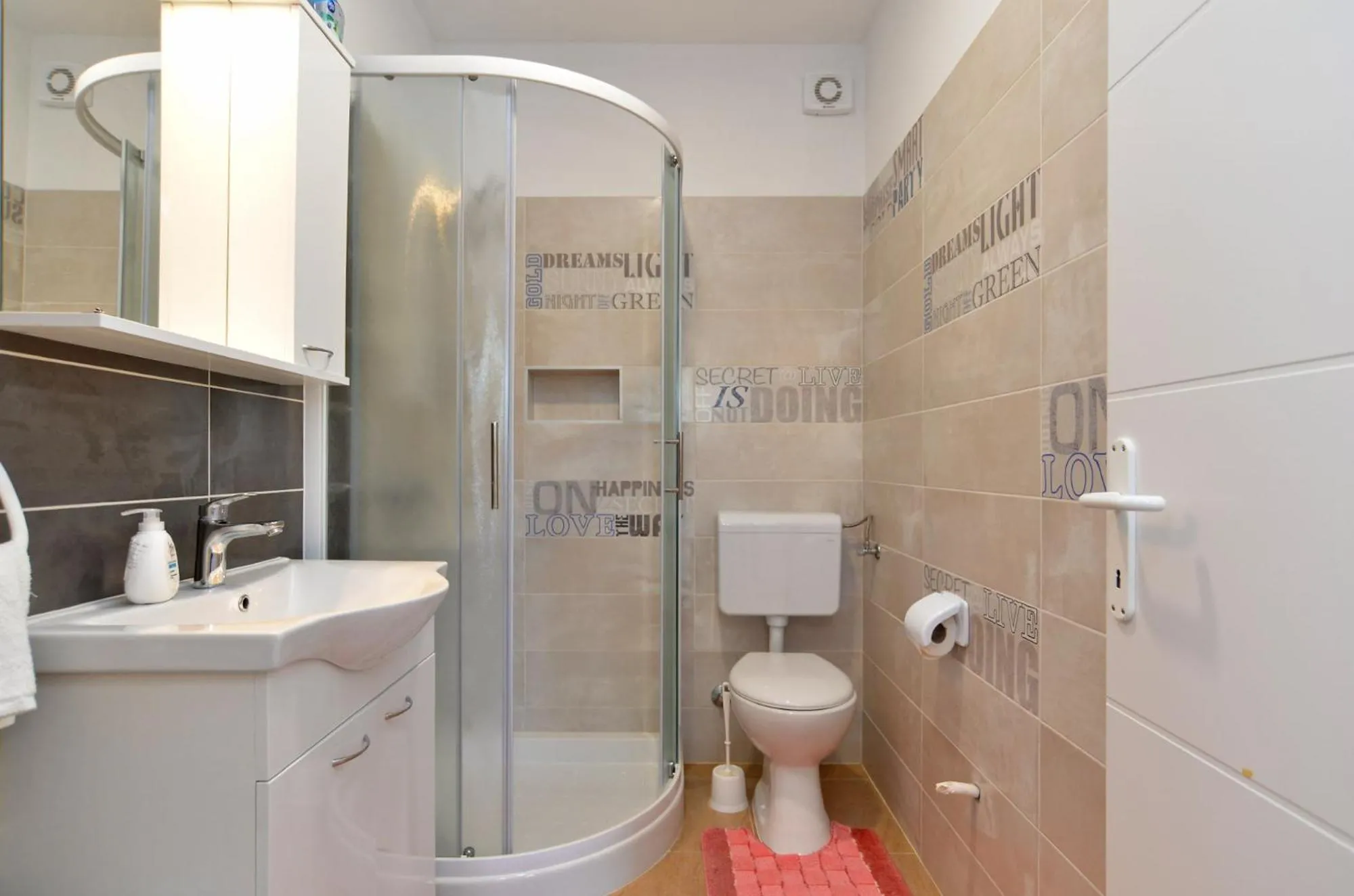 Apartments Elizabeta 1701