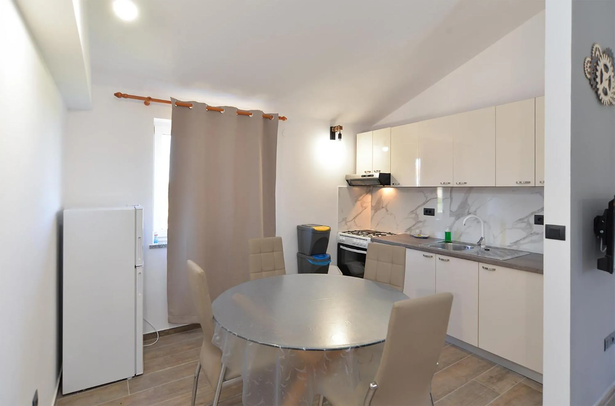 Apartments Elizabeta 1701