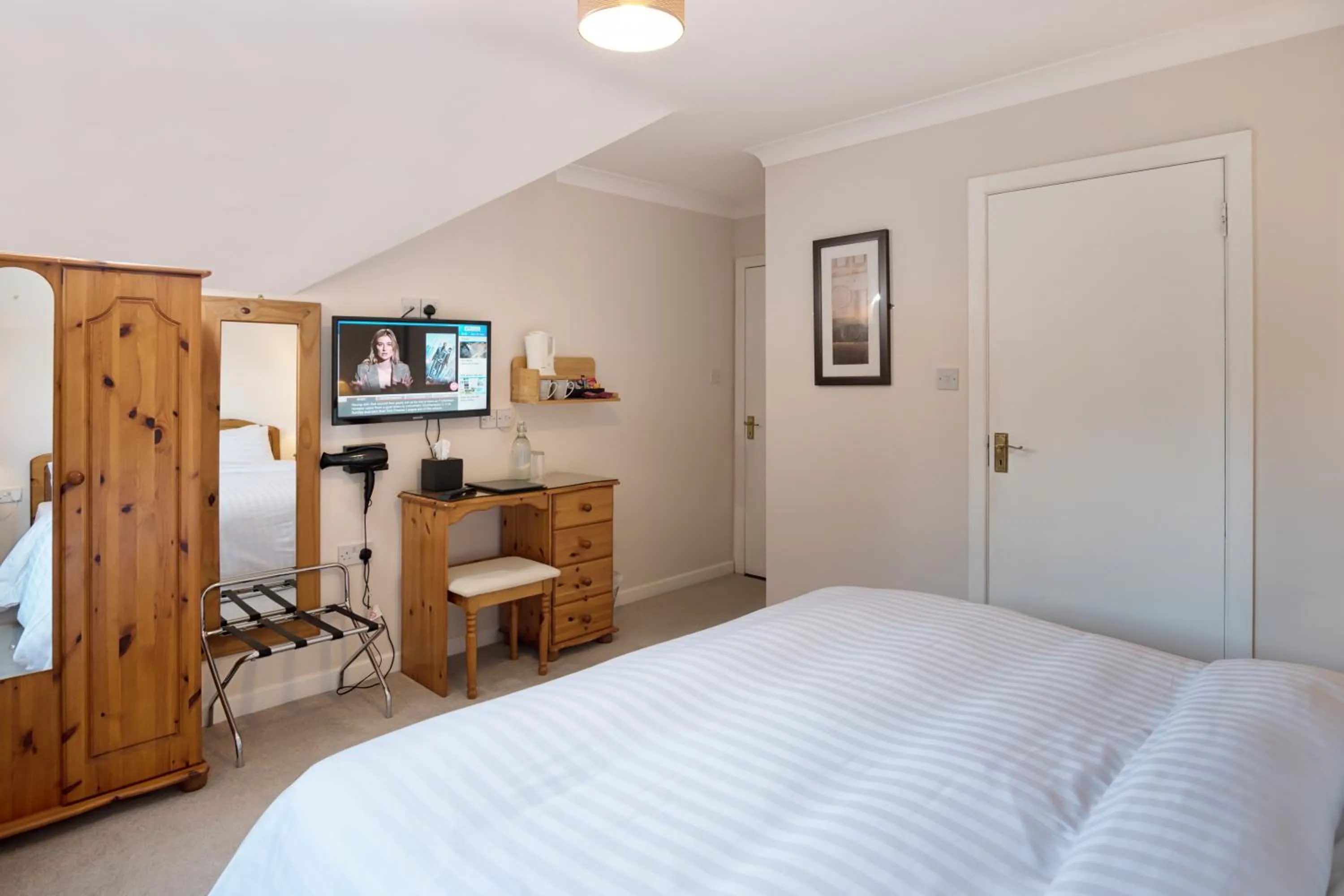 Bed in Woodside Lodge accomodation