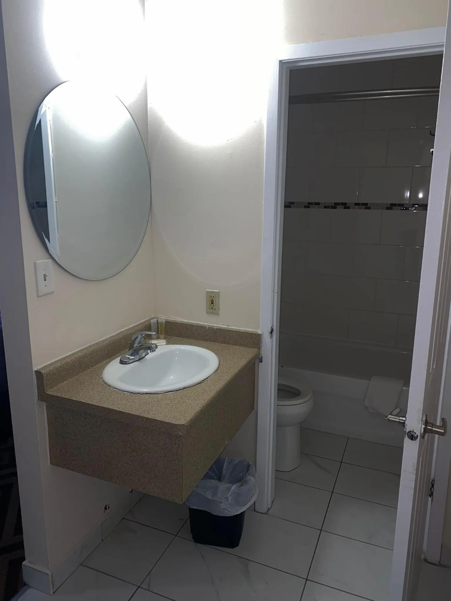 Bathroom in Falls Lodge by the Falls (Formerly Knights Inn)