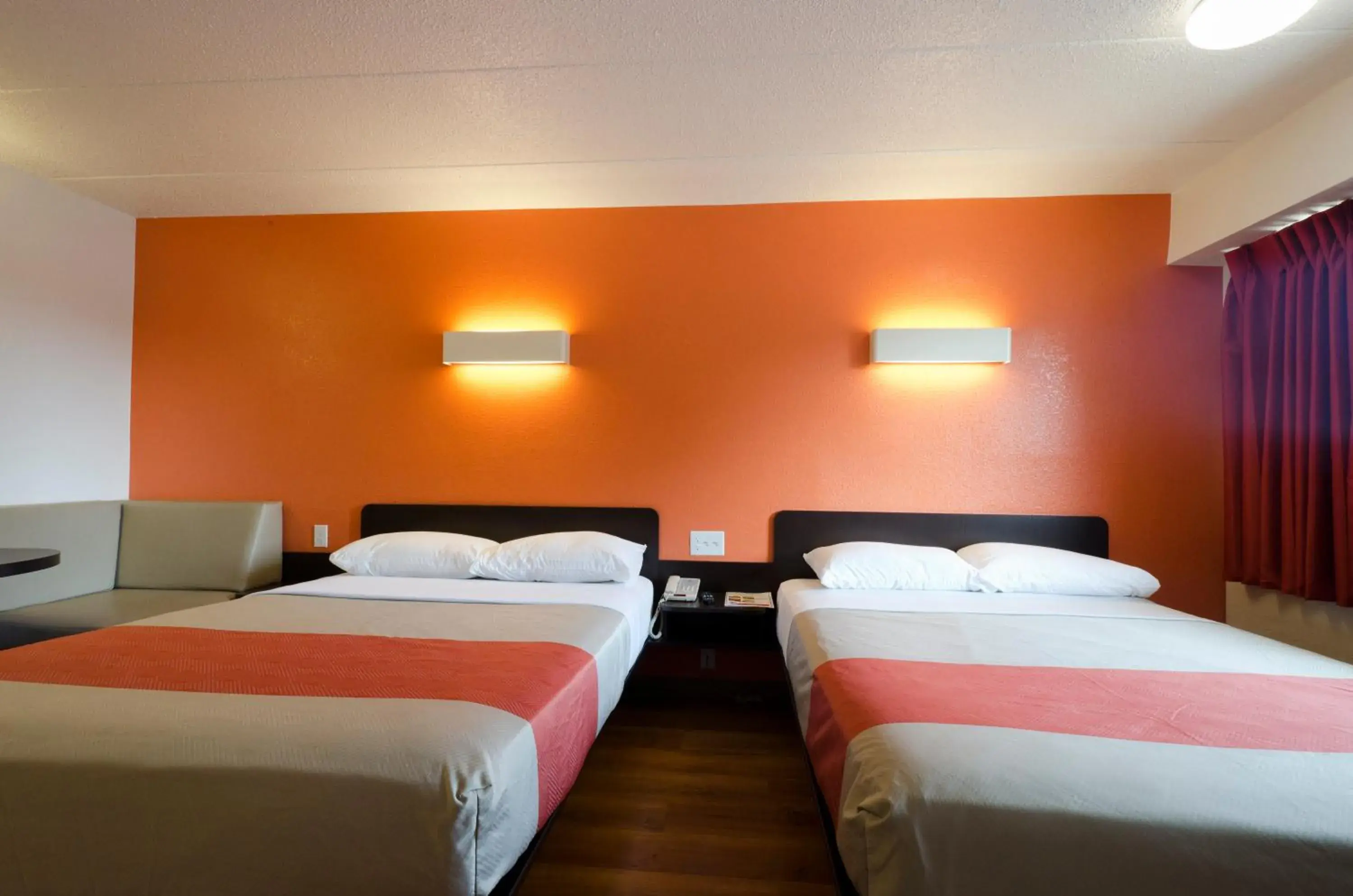 Queen Room with Two Queen Beds - Disability Access - Roll In Shower in Motel 6-Gaithersburg, DC - Washington Queen Room with Two Queen Beds - Disability Access - Roll In Shower in Motel 6-Gaithersburg, DC - Washington