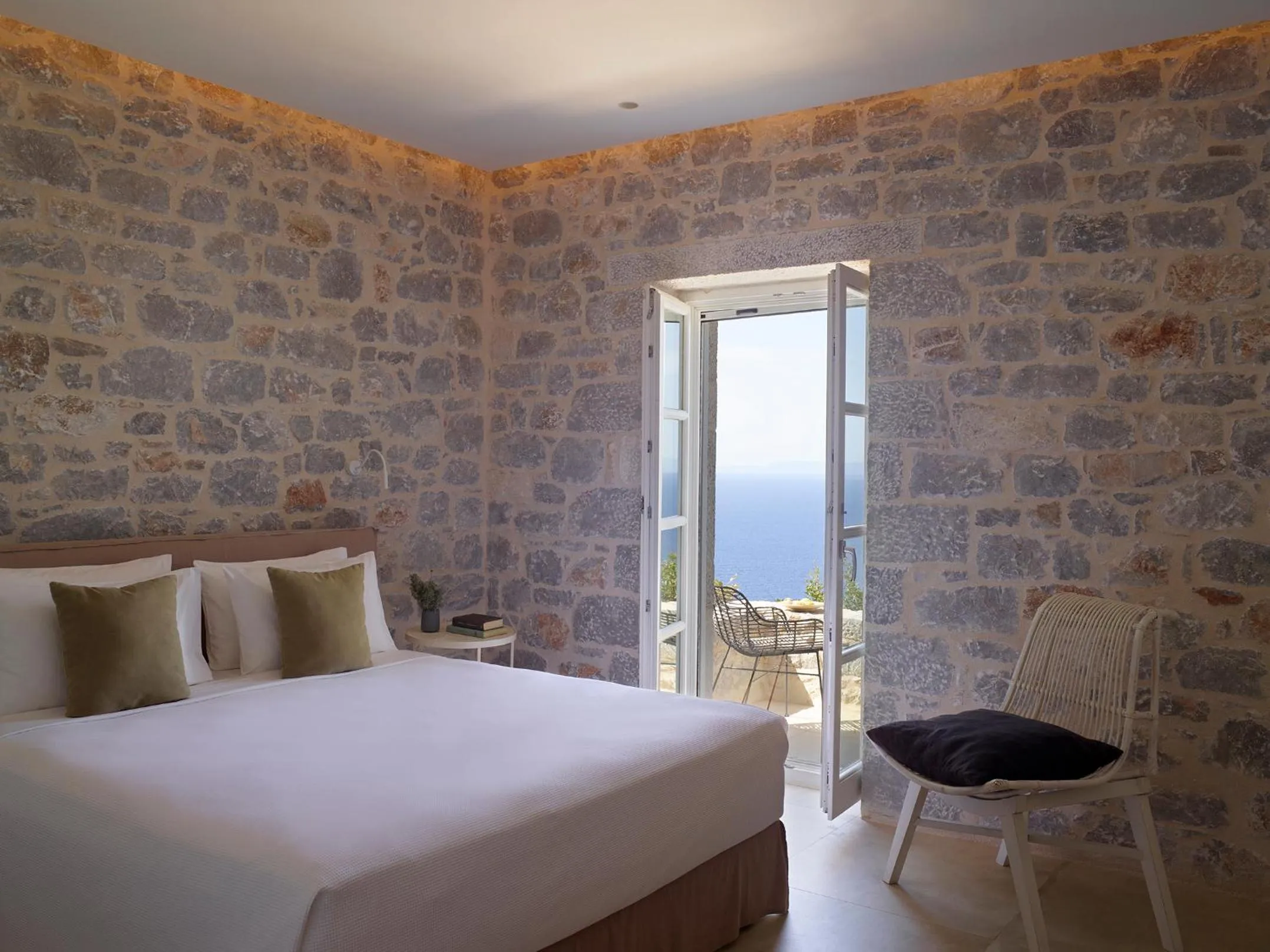 Bed in Ariá Estate Suites & Spa