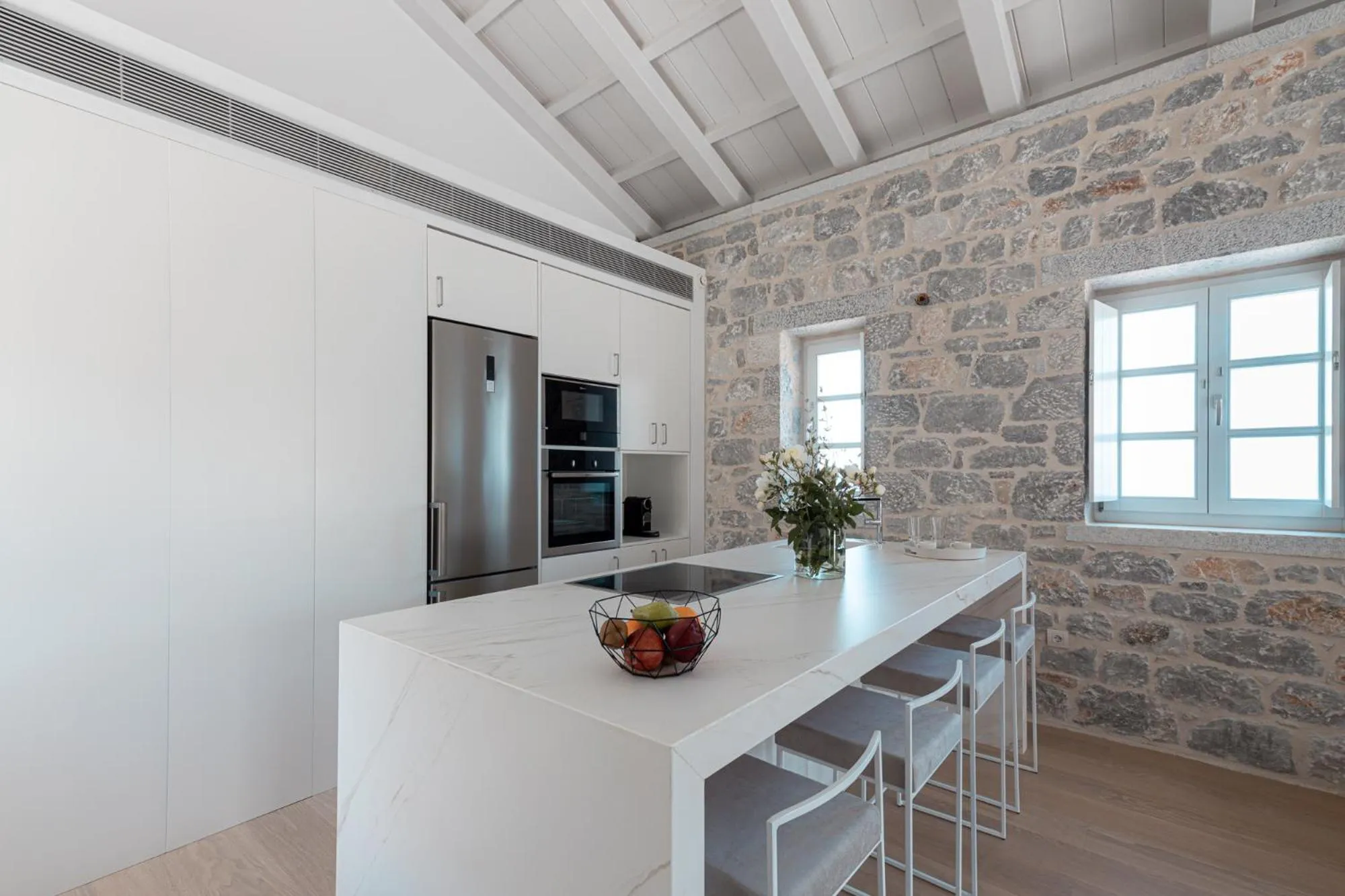 Kitchen or kitchenette in Ariá Estate Suites & Spa