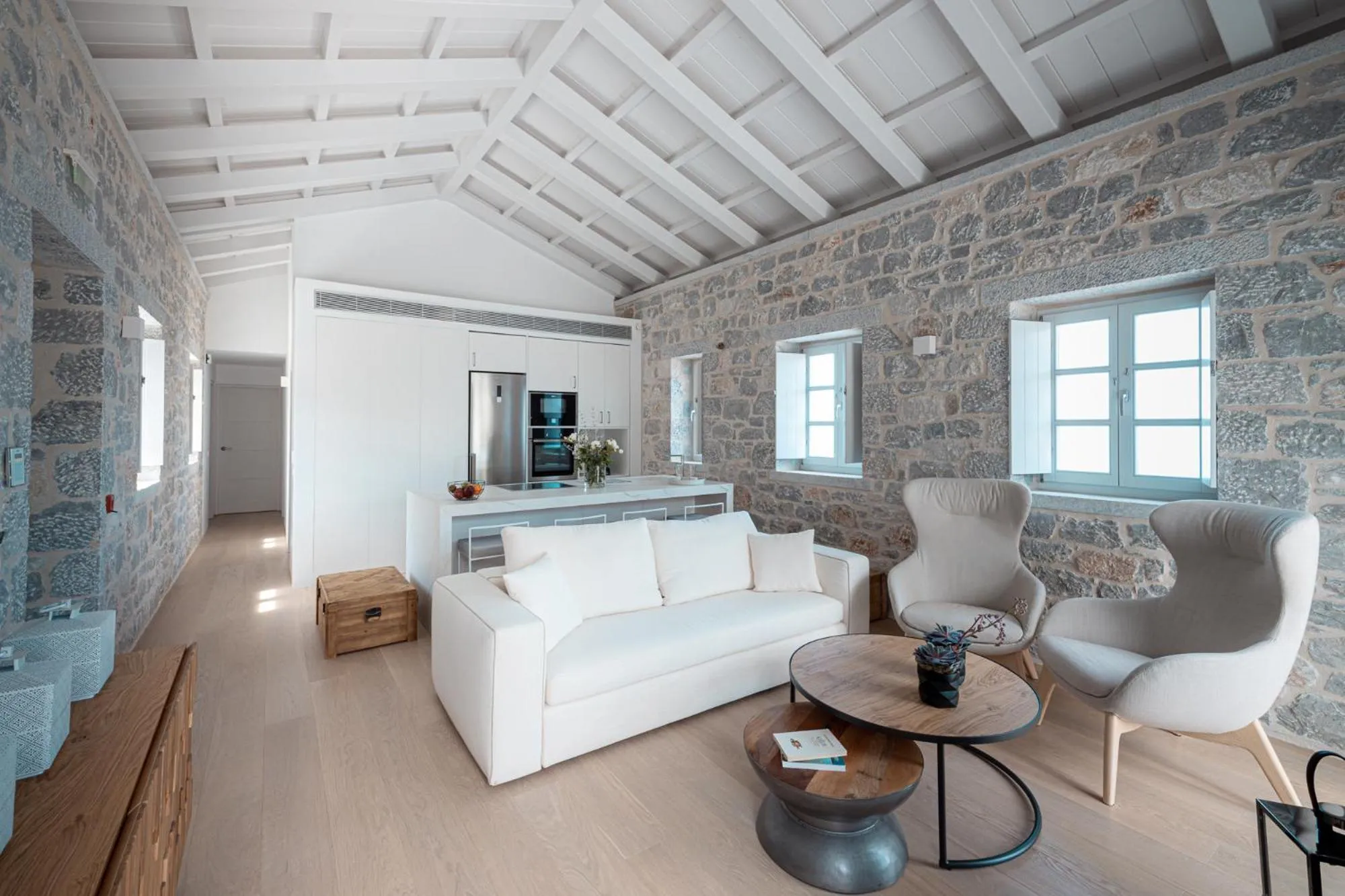 Kitchen or kitchenette in Ariá Estate Suites & Spa