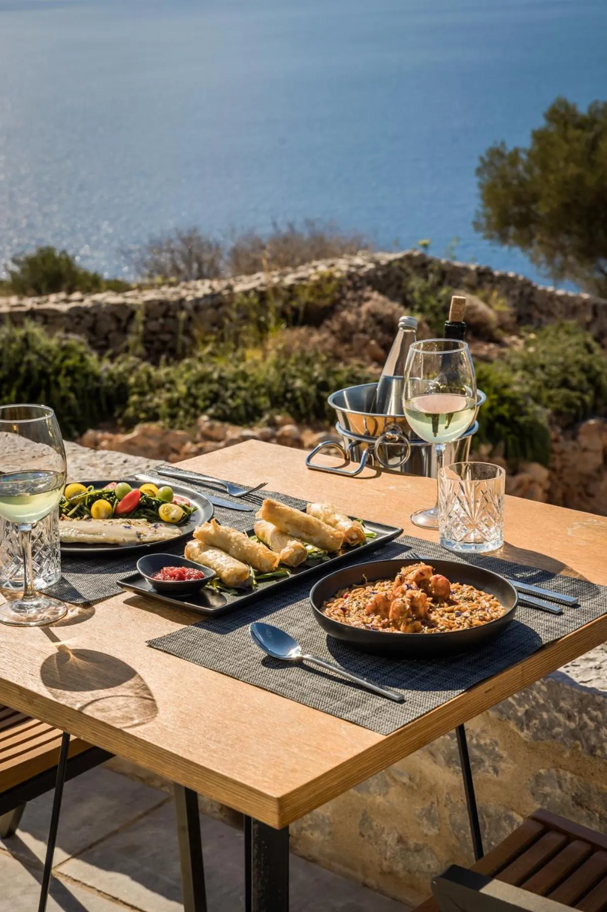 Day in Ariá Estate Suites & Spa