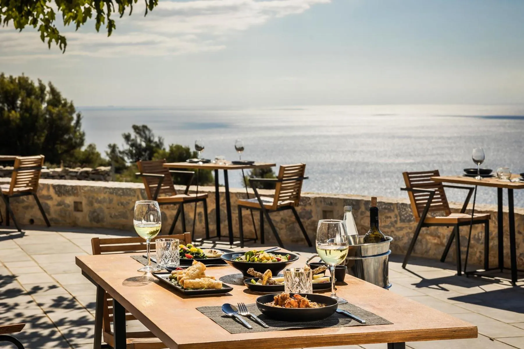 Food and drinks in Ariá Estate Suites & Spa