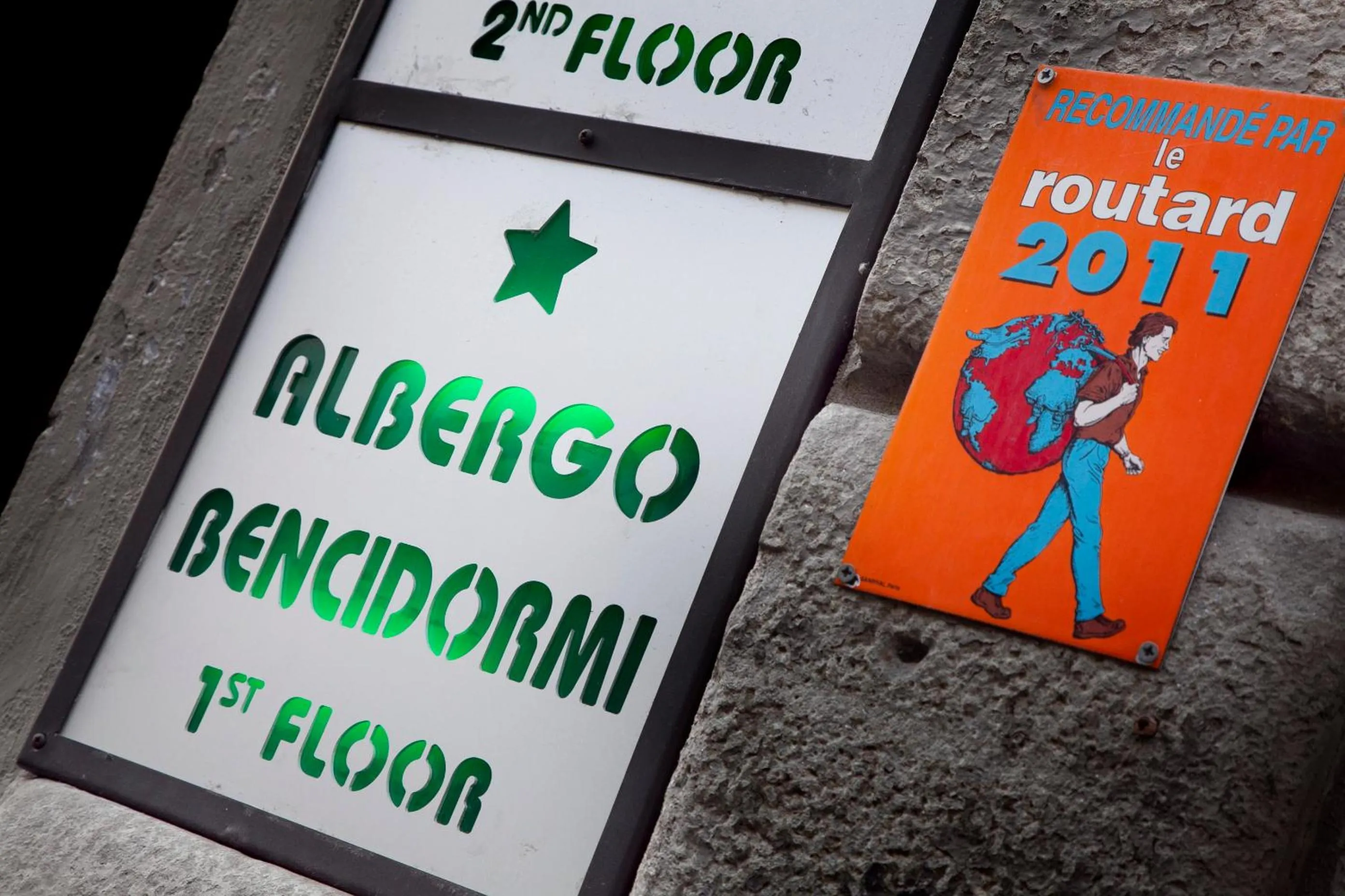 Property logo or sign in Hotel Bencidormi