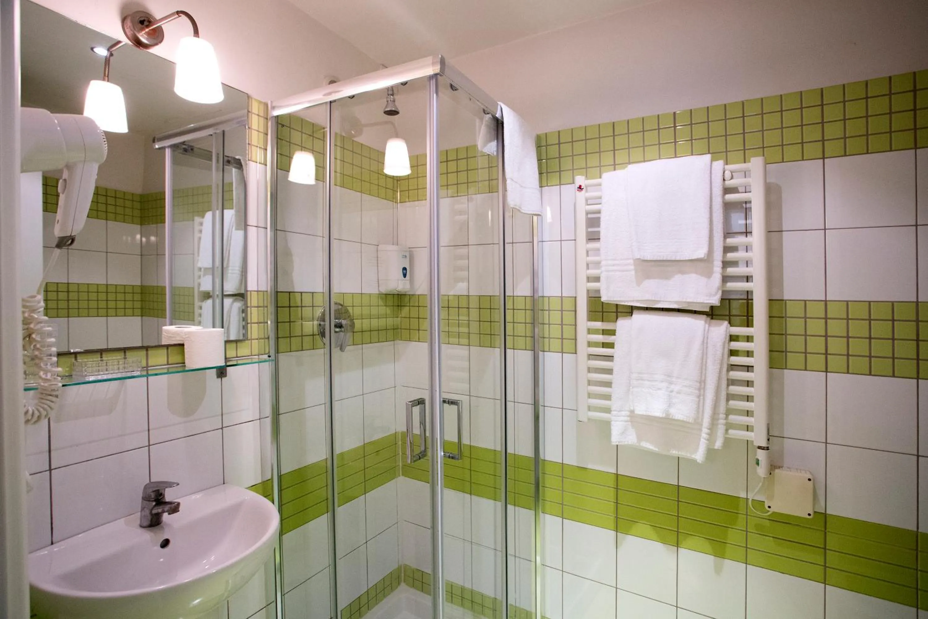 Bathroom in Hotel Bencidormi