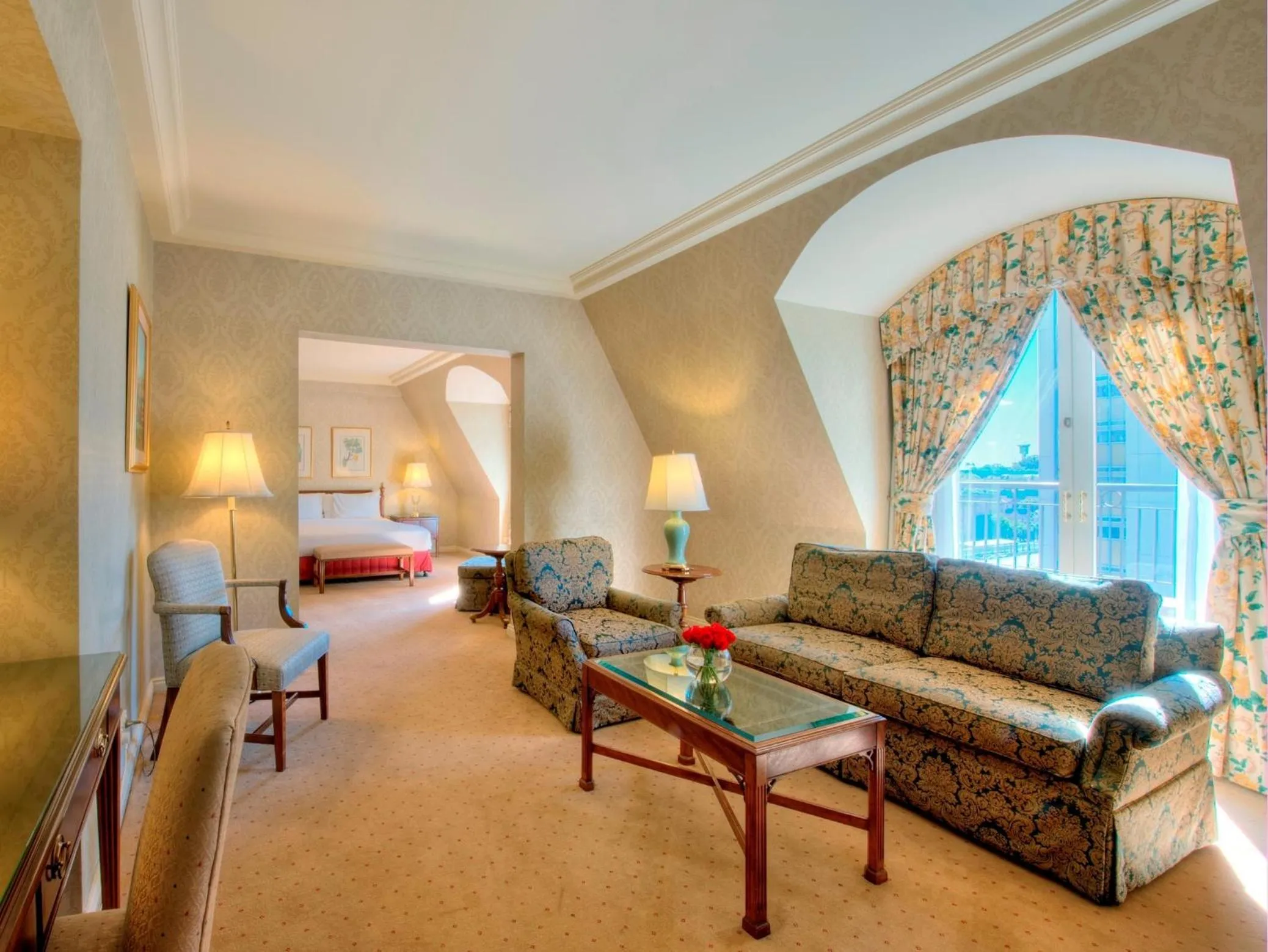 Photo of the whole room in Sir Stamford Circular Quay