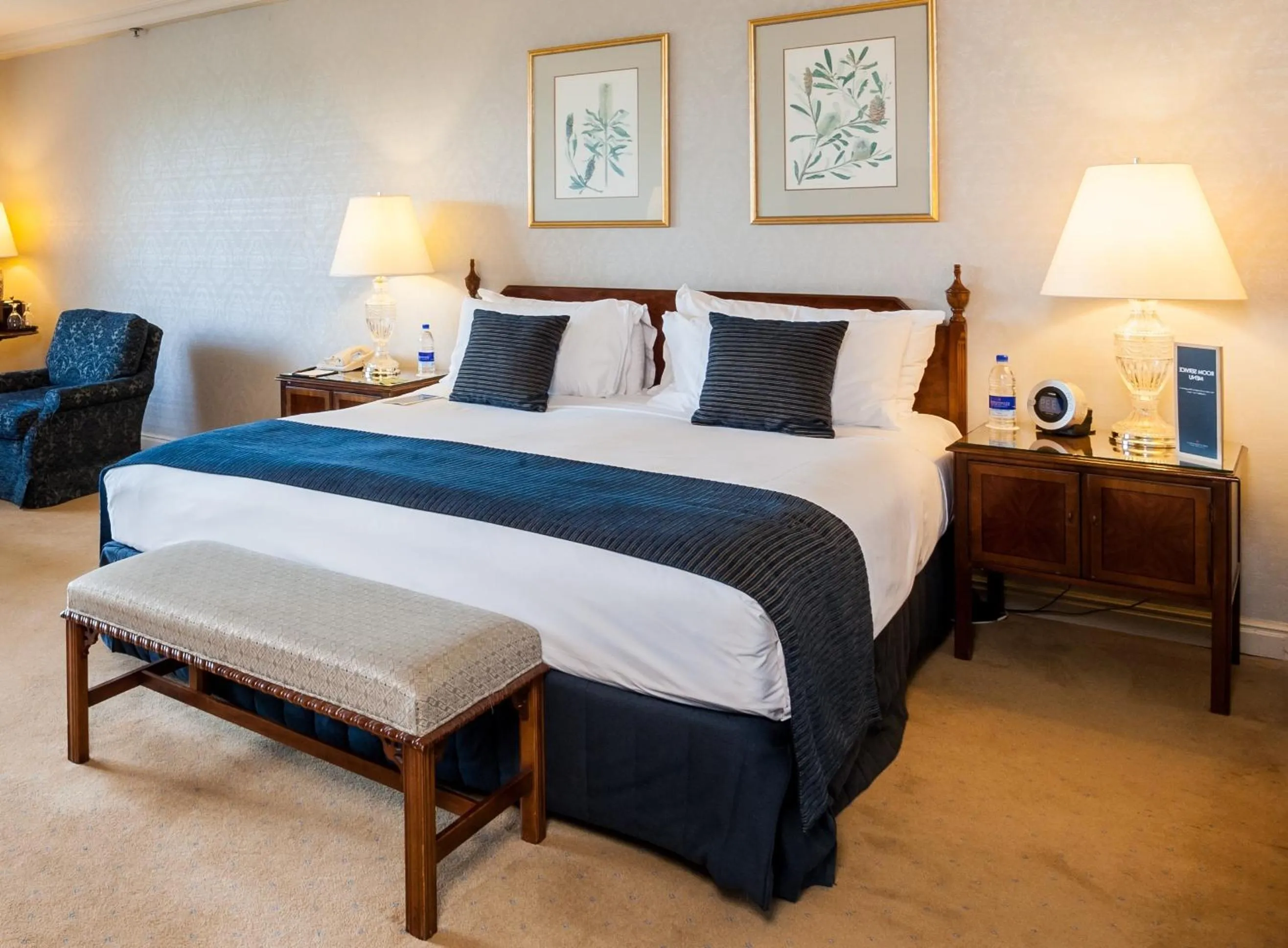 Bed in Sir Stamford Circular Quay