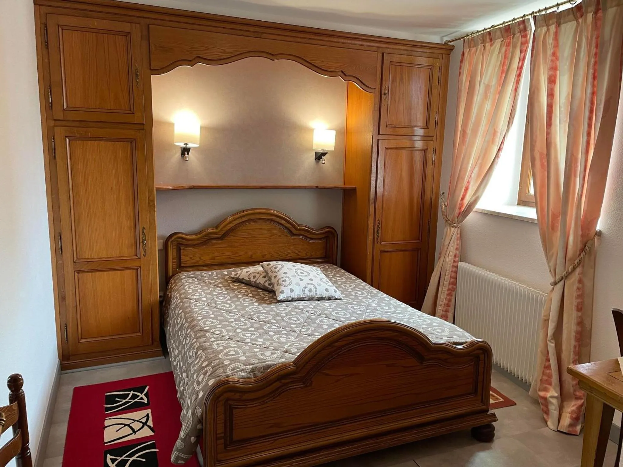 Bedroom, Bed in Hôtel Restaurant À la ville de Nancy