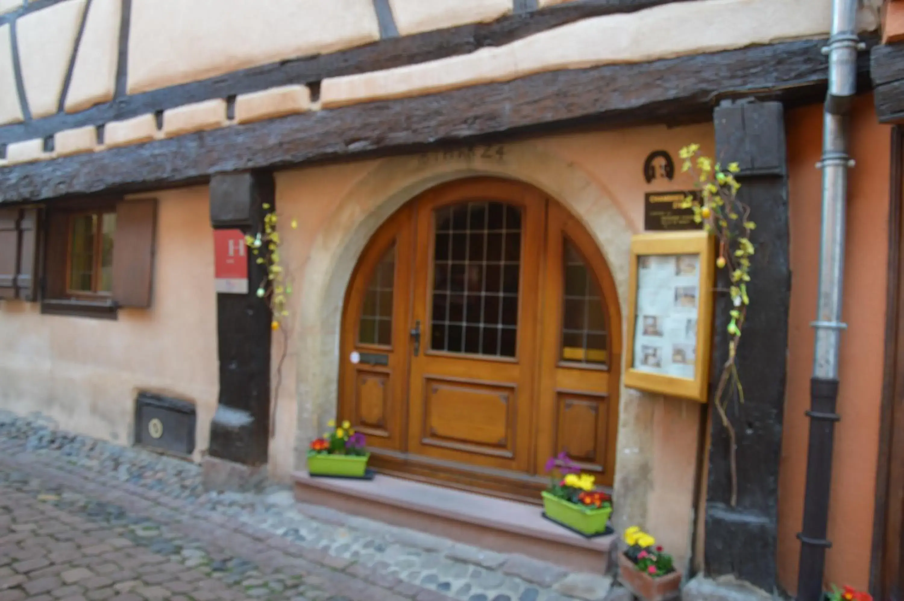 Property building in Hôtel Restaurant À la ville de Nancy