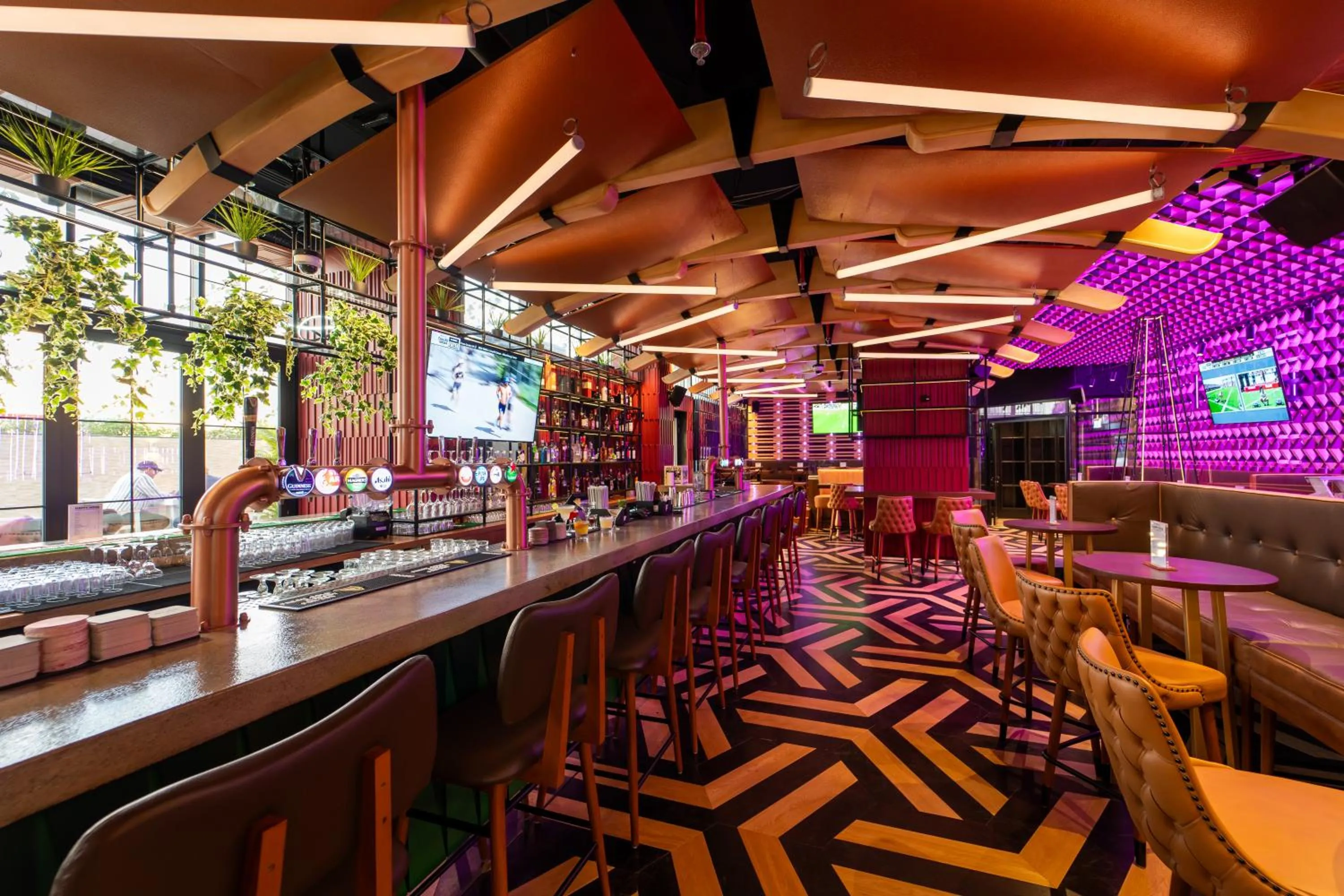 Restaurant/places to eat in Four Points by Sheraton Production City, Dubai