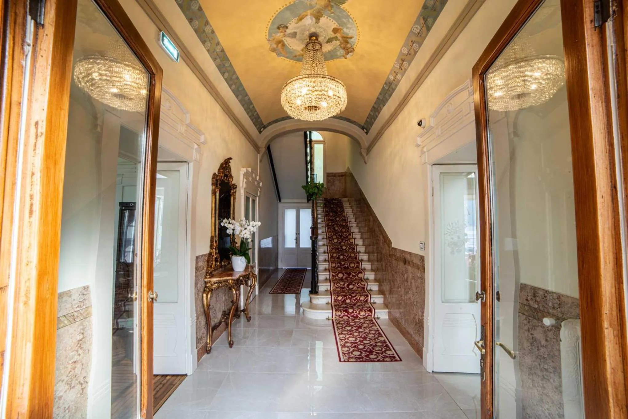 Facade/entrance in Hotel Villa Marie