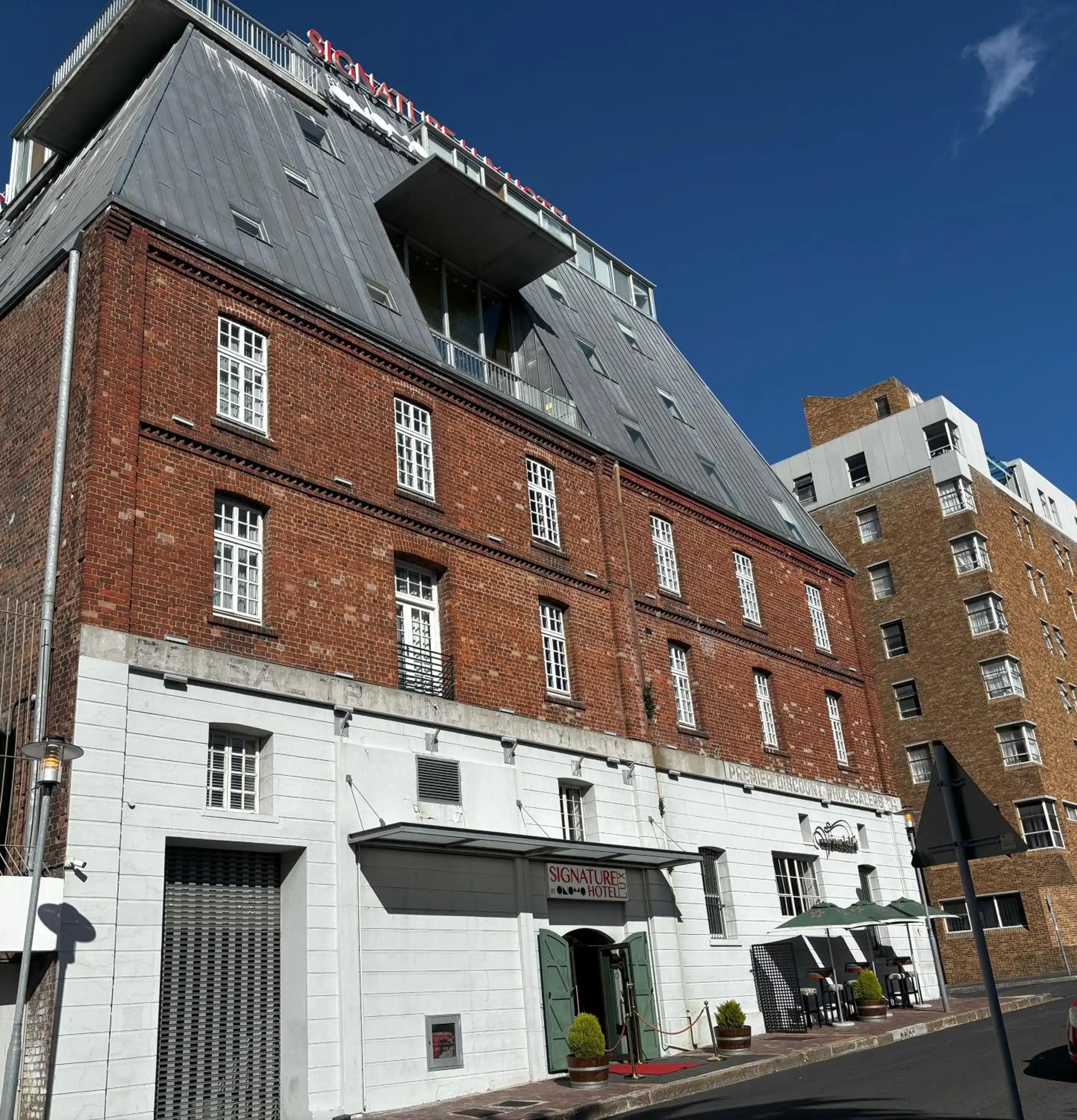 Property building in ONOMO Hotel Waterfront Property building in ONOMO Hotel Waterfront