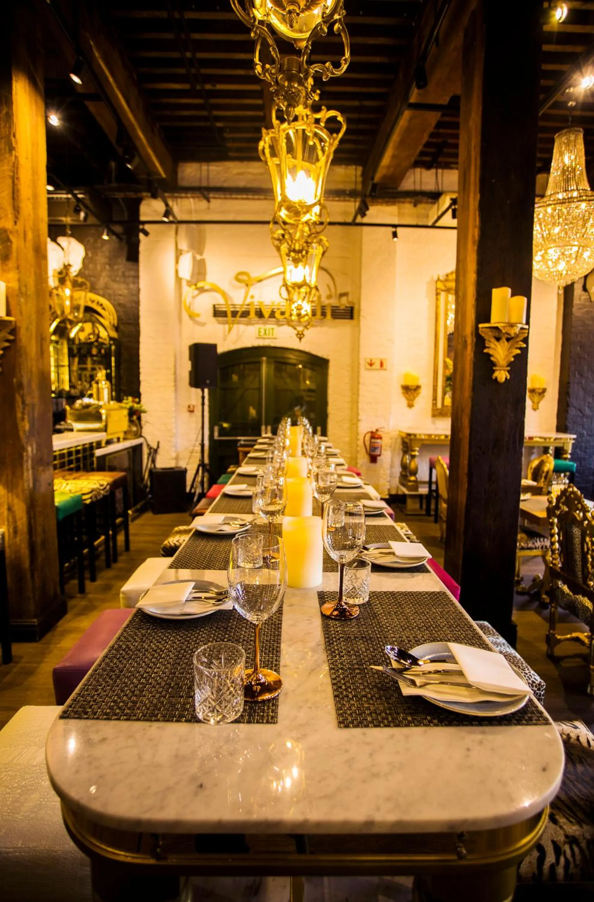 Food and drinks in ONOMO Hotel Waterfront