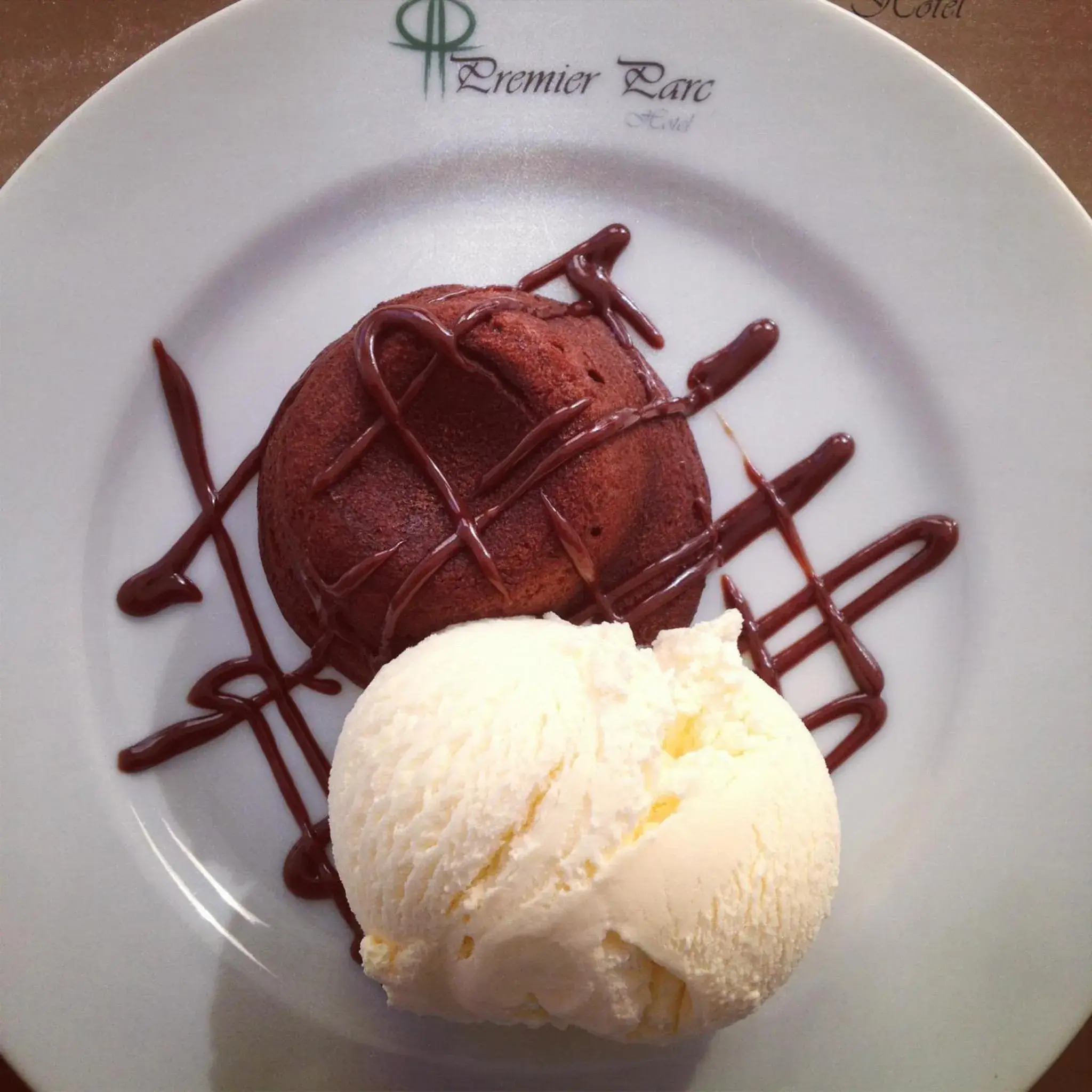 Food and drinks in Premier Parc Hotel Food and drinks in Premier Parc Hotel