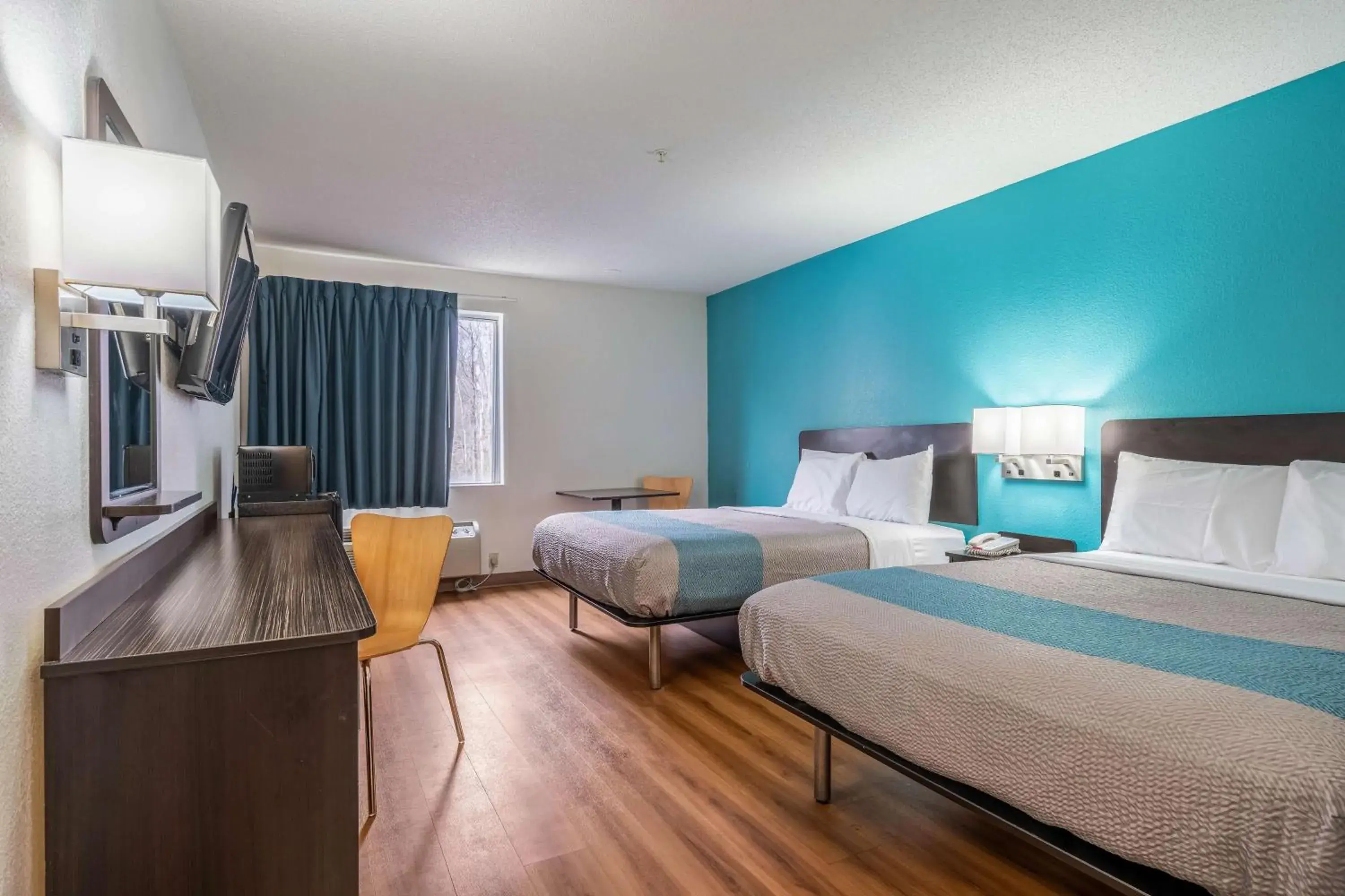 Quadruple Room - Disability Access in Motel 6-Rocky Mount, NC Quadruple Room - Disability Access in Motel 6-Rocky Mount, NC