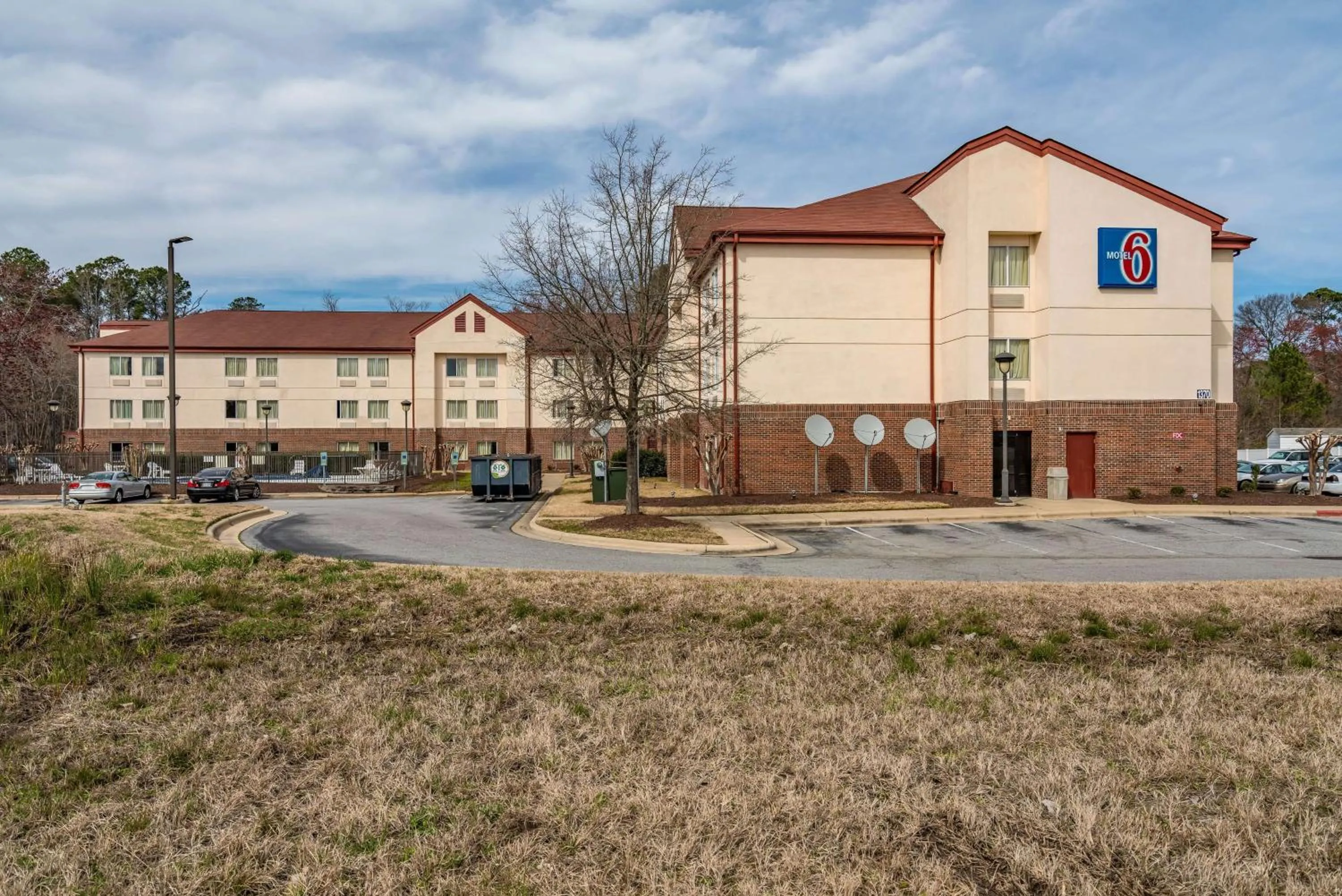 Property building in Motel 6-Rocky Mount, NC
