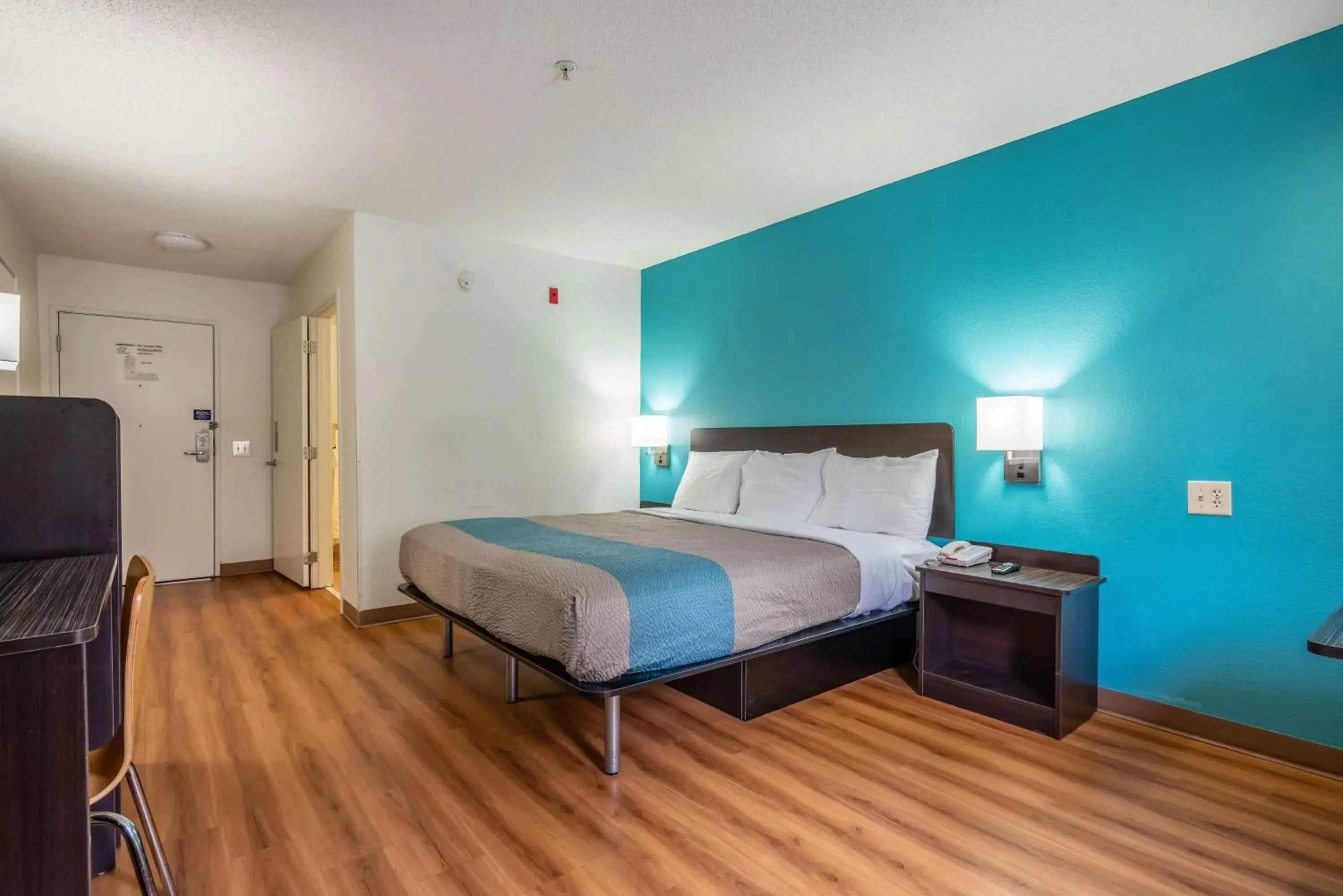 Photo of the whole room, Bed in Motel 6-Rocky Mount, NC Photo of the whole room, Bed in Motel 6-Rocky Mount, NC