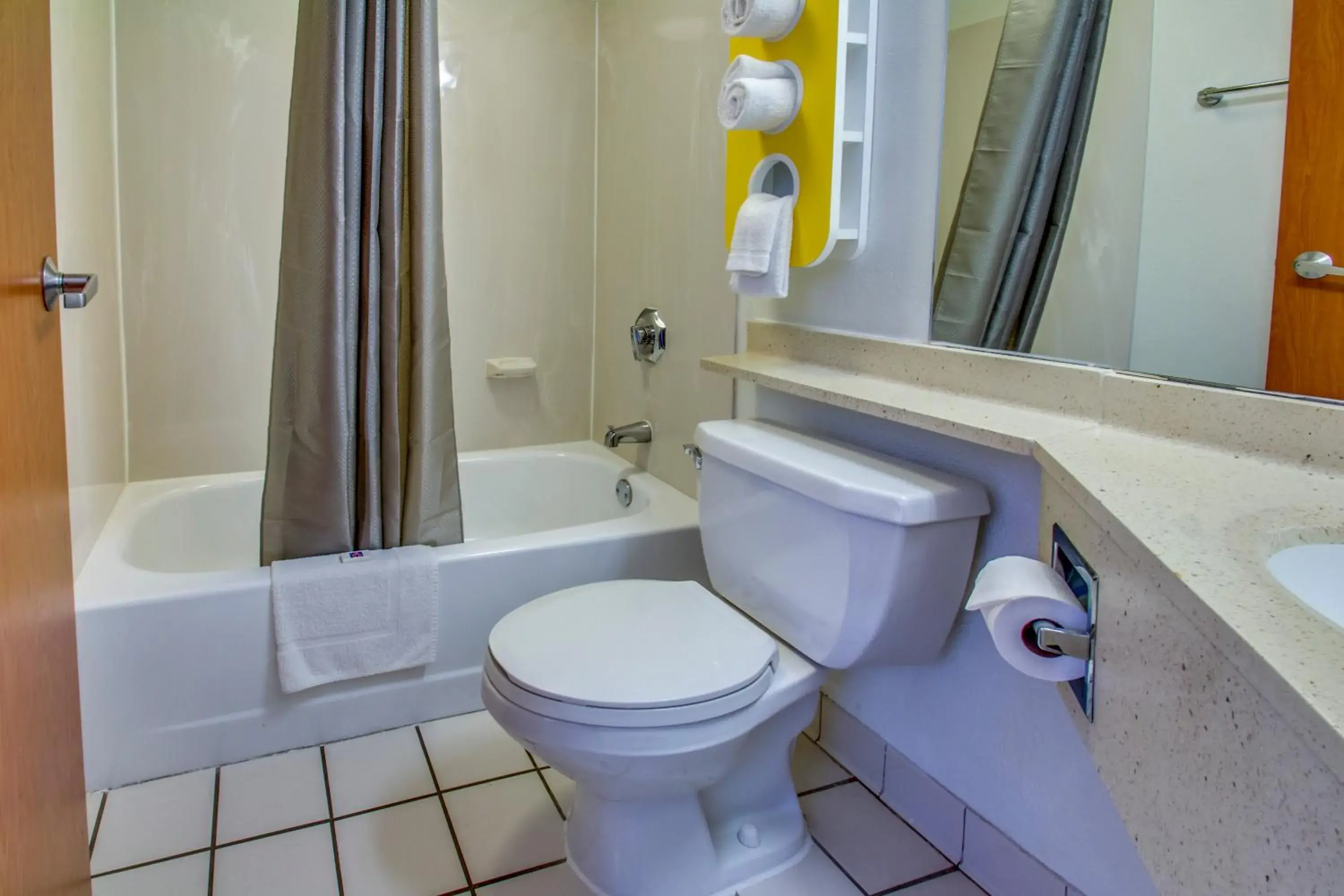 Bathroom in Motel 6-Buffalo, NY - Airport - Williamsville