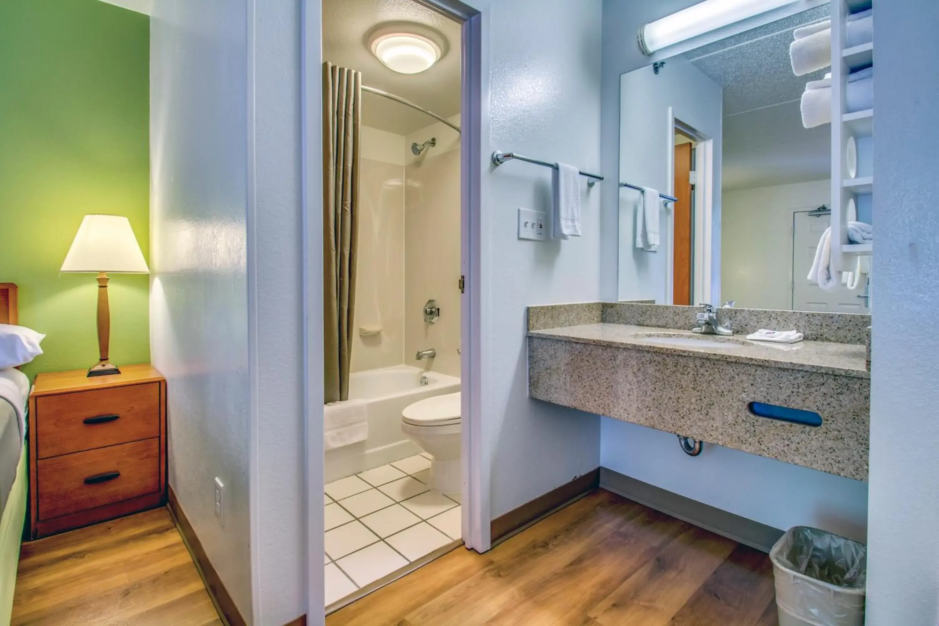 Bathroom in Motel 6-Buffalo, NY - Airport - Williamsville